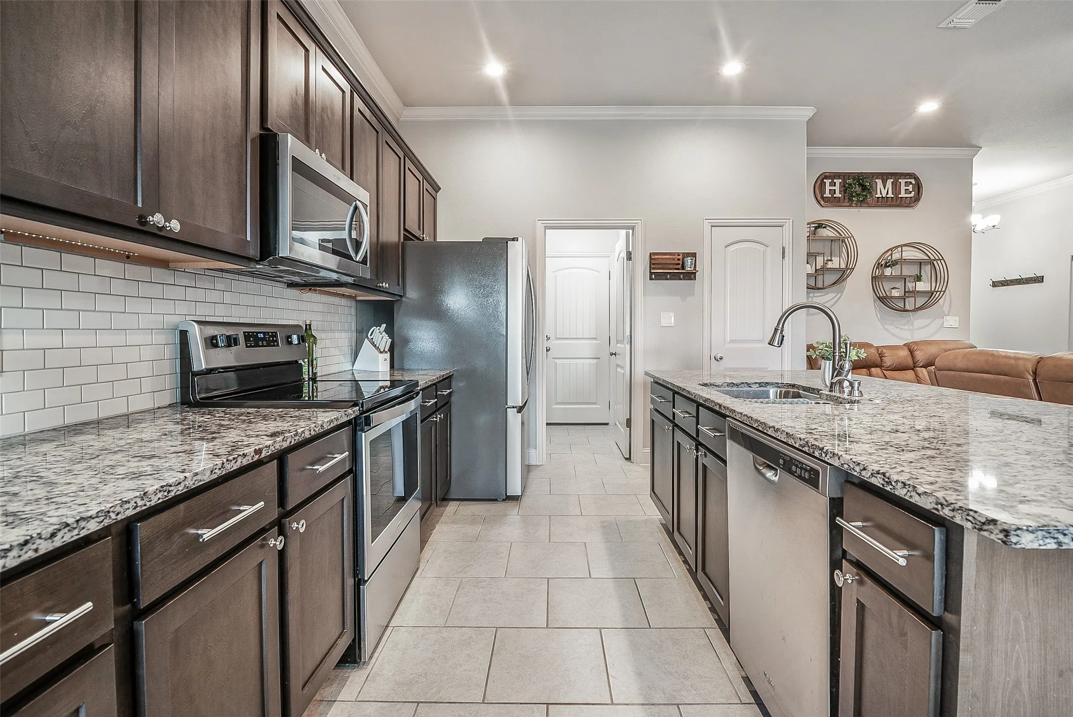 Single Family Residence For Sale in Grayson County , 3514 Hanan Street, Sherman, Texas 75092, 3 Bedroom, 2 Bathroom, 2 Garage spaces, 1,726 Sqft, built in 2019, mls#21370671, Real Estate Agent in Sherman, Homes For Sale in Grayson county, Homes For Sale in Sherman, Realtor in Sherman Texas, Real Estate Brokerage Independent Realty Texas, Luminita Cordes Realtor