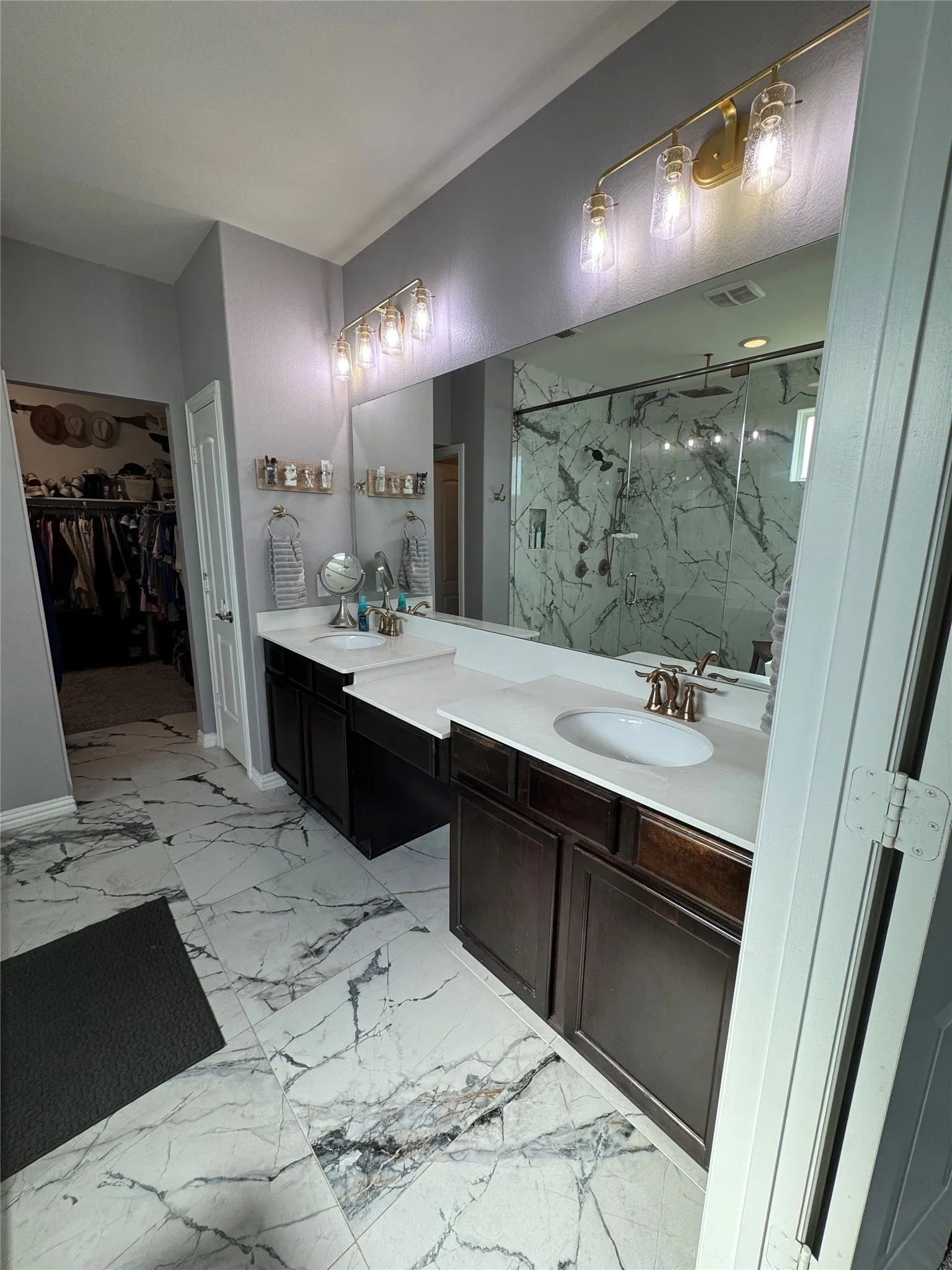 Single Family Residence For Rent in Denton County , 1100 Berrydale Drive, Northlake, Texas 76226, 5 Bedroom, 4 Bathroom, 3 Garage spaces, 3,606 Sqft, built in 2015, mls#21370944, Real Estate Agent in Northlake, Homes For Rent in Denton county, Homes For Rent in Northlake, Realtor in Northlake Texas, Real Estate Brokerage Independent Realty Texas, Luminita Cordes Realtor
