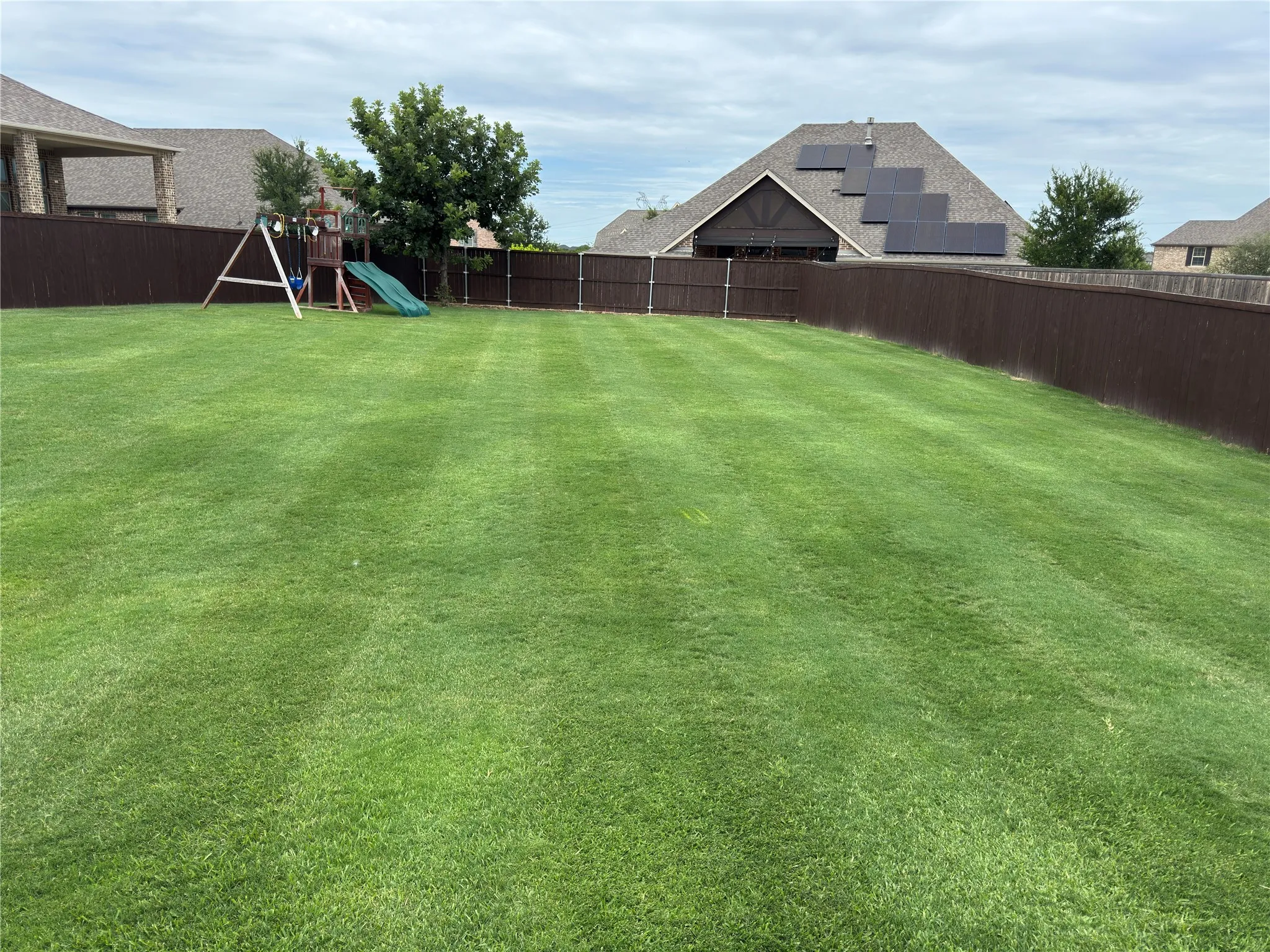 Single Family Residence For Rent in Denton County , 1100 Berrydale Drive, Northlake, Texas 76226, 5 Bedroom, 4 Bathroom, 3 Garage spaces, 3,606 Sqft, built in 2015, mls#21370944, Real Estate Agent in Northlake, Homes For Rent in Denton county, Homes For Rent in Northlake, Realtor in Northlake Texas, Real Estate Brokerage Independent Realty Texas, Luminita Cordes Realtor