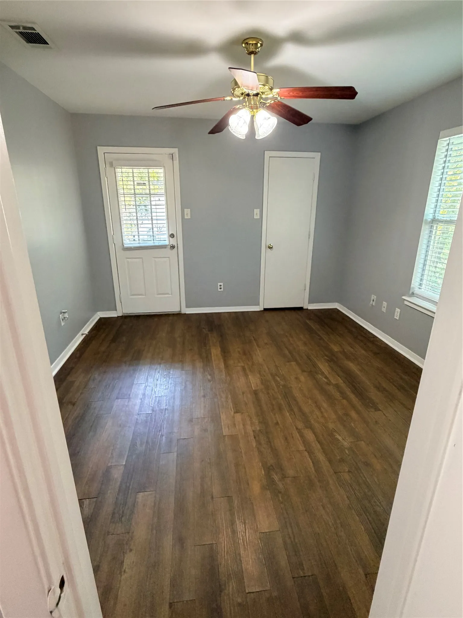 Quadruplex For Rent in Tarrant County , 508 Ingram Street D, White Settlement, Texas 76108, 3 Bedroom, 2 Bathroom, Garage spaces, 1,022 Sqft, built in 2007, mls#21367552, Real Estate Agent in White Settlement, Homes For Rent in Tarrant county, Homes For Rent in White Settlement, Realtor in White Settlement Texas, Real Estate Brokerage Independent Realty Texas, Luminita Cordes Realtor