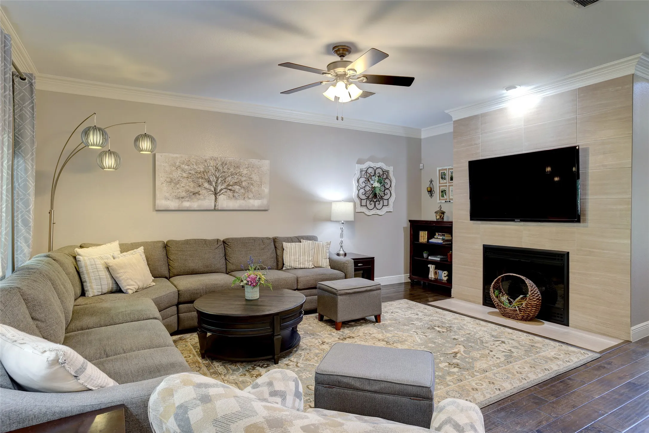 Single Family Residence For Sale in Collin County , 402 Irvine Drive, Allen, Texas 75013, 5 Bedroom, 4 Bathroom, 2 Garage spaces, 2,922 Sqft, built in 1996, mls#21369249, Real Estate Agent in Allen, Homes For Sale in Collin county, Homes For Sale in Allen, Realtor in Allen Texas, Real Estate Brokerage Independent Realty Texas, Luminita Cordes Realtor