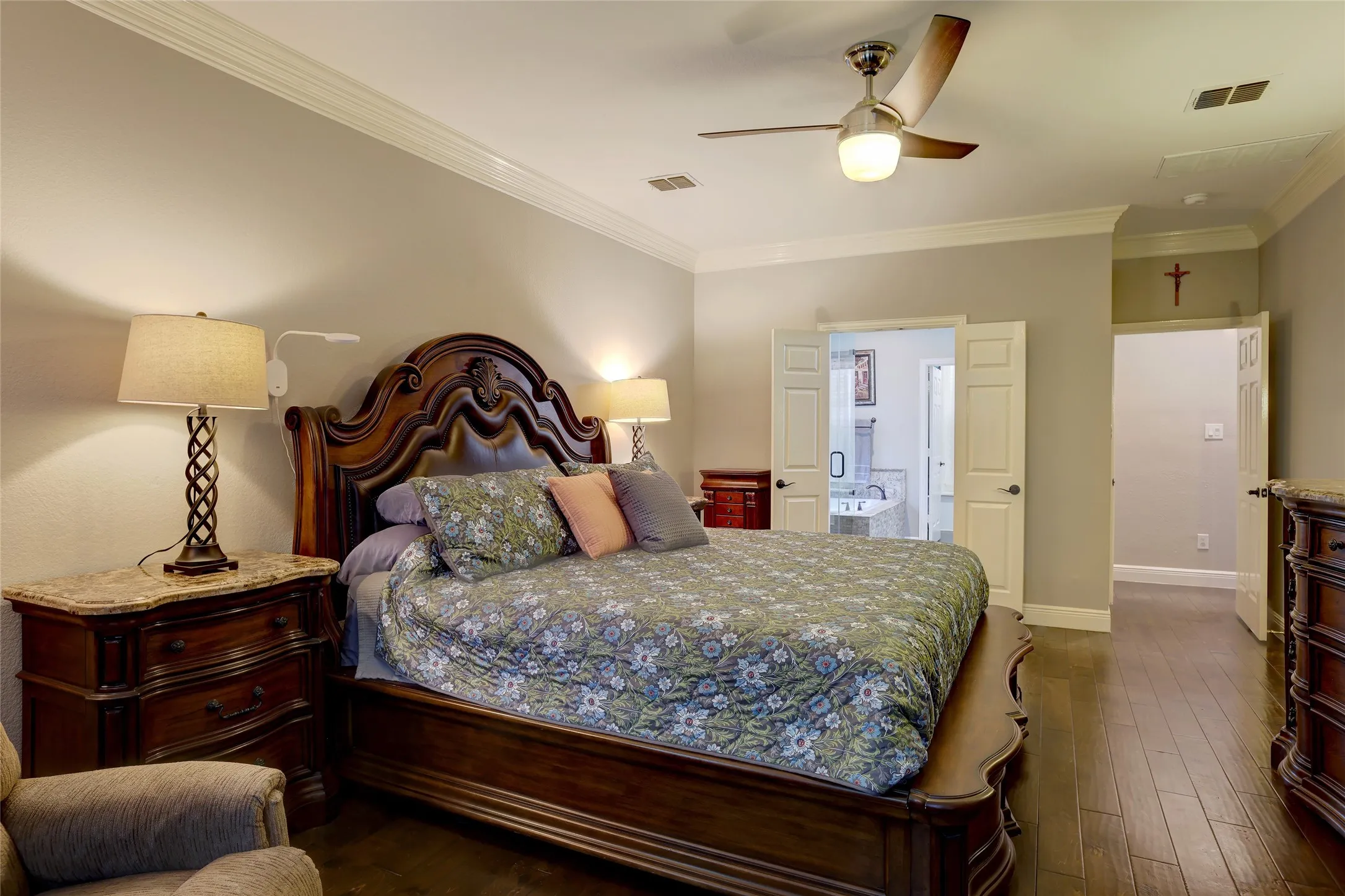 Single Family Residence For Sale in Collin County , 402 Irvine Drive, Allen, Texas 75013, 5 Bedroom, 4 Bathroom, 2 Garage spaces, 2,922 Sqft, built in 1996, mls#21369249, Real Estate Agent in Allen, Homes For Sale in Collin county, Homes For Sale in Allen, Realtor in Allen Texas, Real Estate Brokerage Independent Realty Texas, Luminita Cordes Realtor