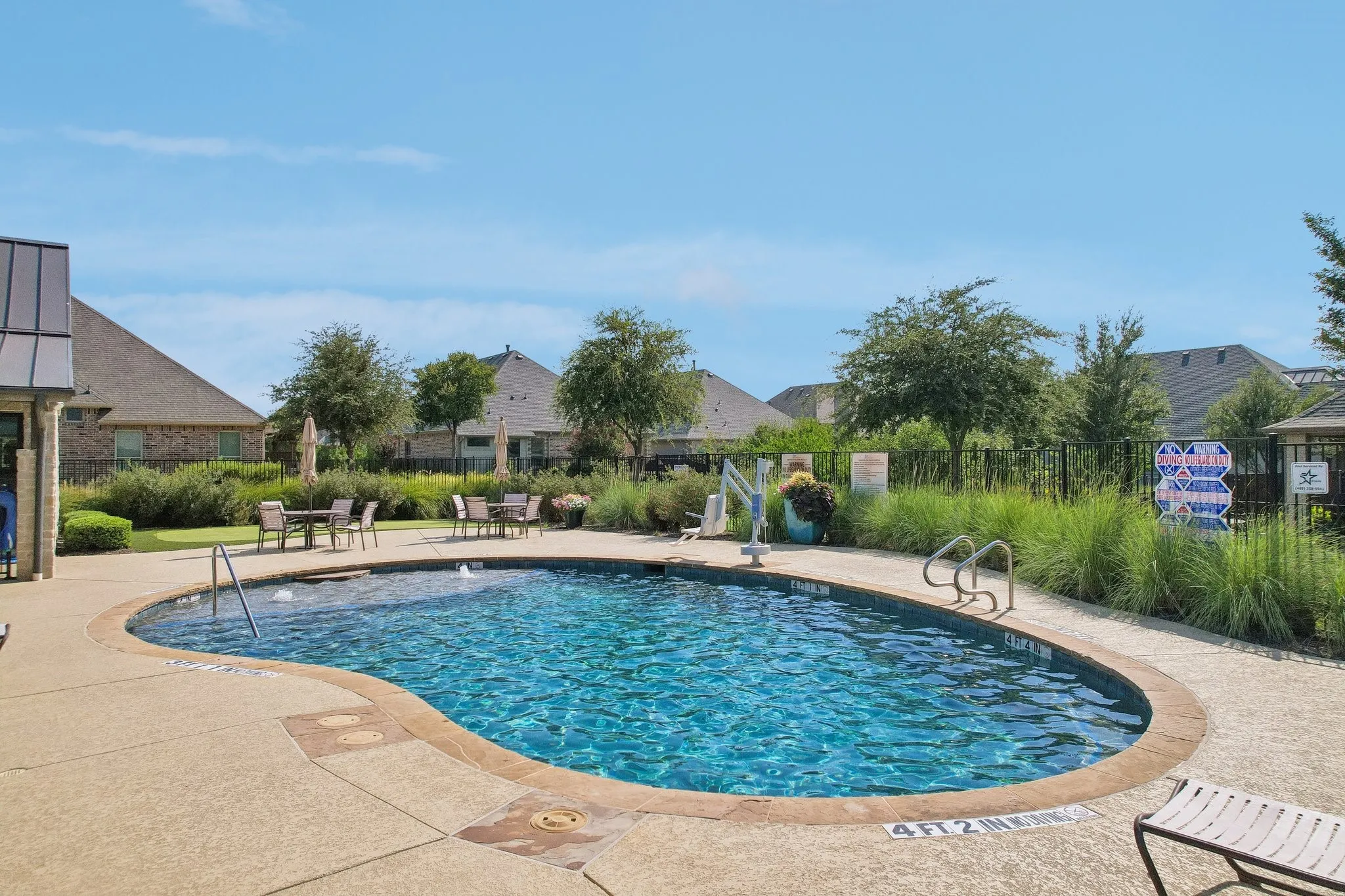 Single Family Residence For Sale in Denton County , 150 Freesia Drive, Flower Mound, Texas 75028, 3 Bedroom, 3 Bathroom, 2 Garage spaces, 3,034 Sqft, built in 2019, mls#21371727, Real Estate Agent in Flower Mound, Homes For Sale in Denton county, Homes For Sale in Flower Mound, Realtor in Flower Mound Texas, Real Estate Brokerage Independent Realty Texas, Luminita Cordes Realtor