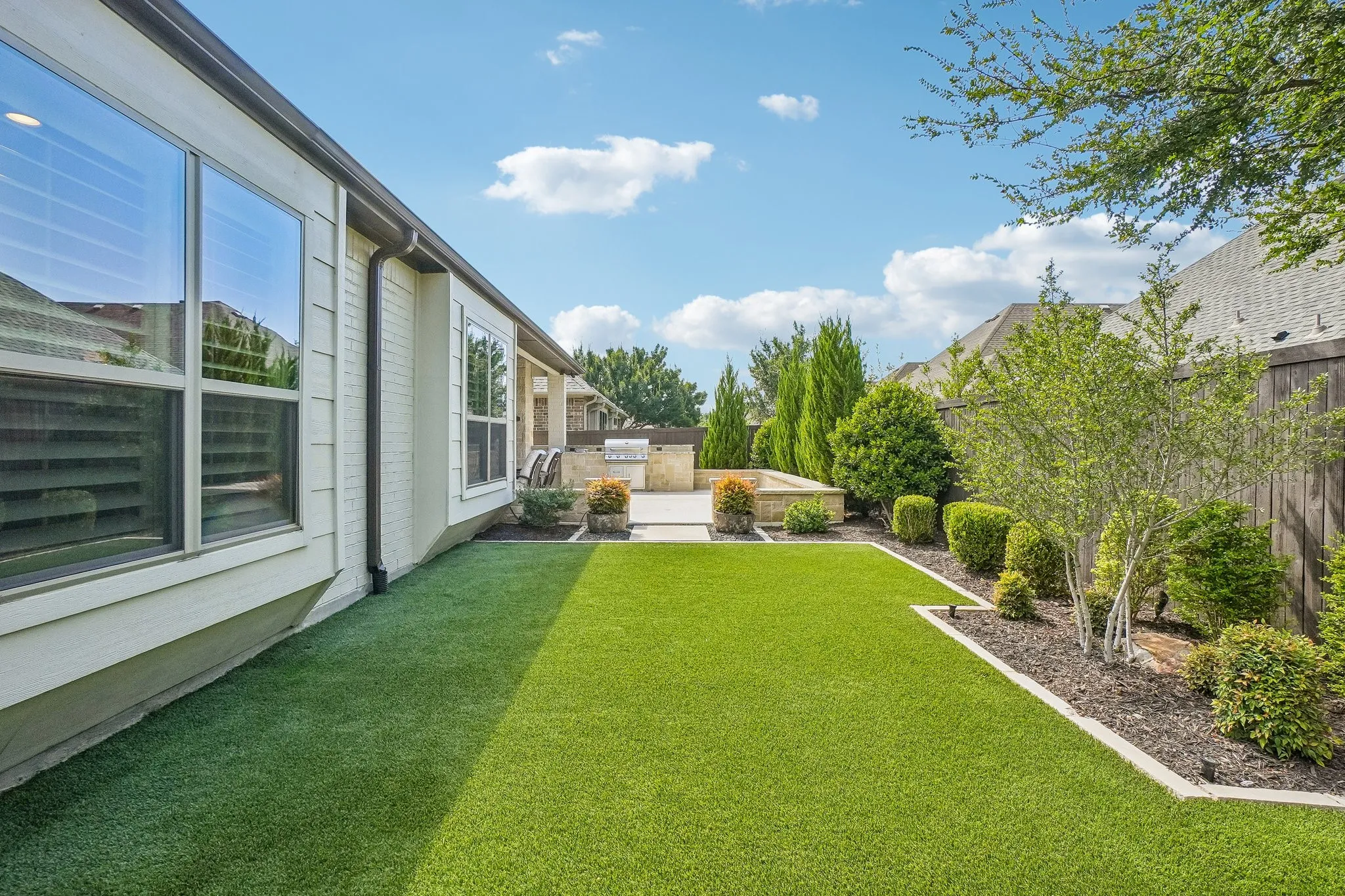 Single Family Residence For Sale in Denton County , 150 Freesia Drive, Flower Mound, Texas 75028, 3 Bedroom, 3 Bathroom, 2 Garage spaces, 3,034 Sqft, built in 2019, mls#21371727, Real Estate Agent in Flower Mound, Homes For Sale in Denton county, Homes For Sale in Flower Mound, Realtor in Flower Mound Texas, Real Estate Brokerage Independent Realty Texas, Luminita Cordes Realtor