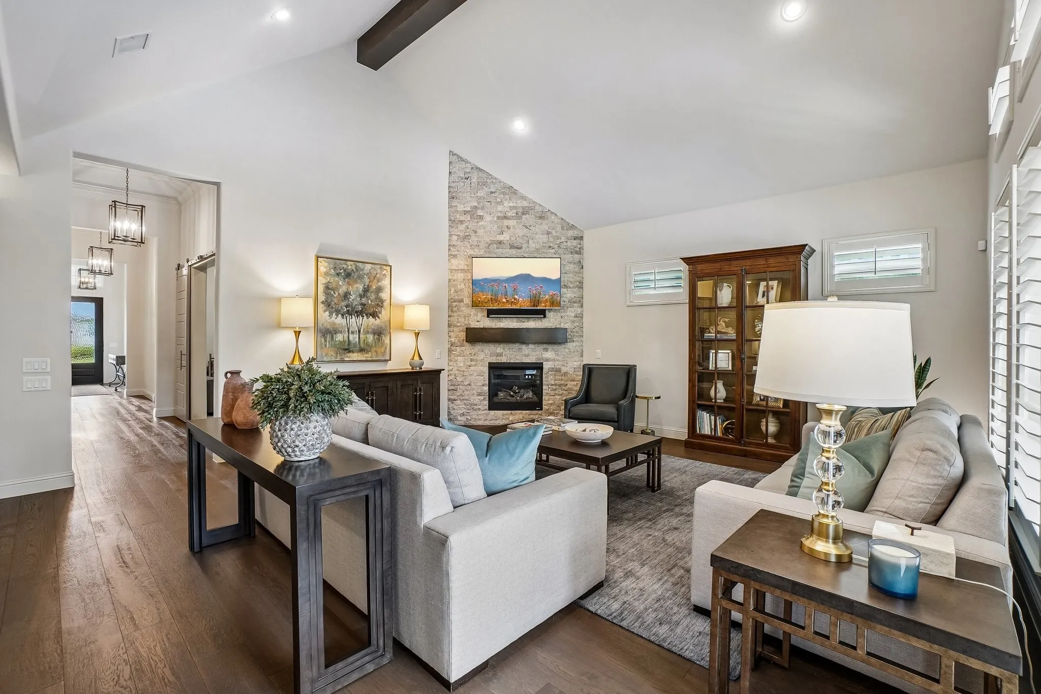 Single Family Residence For Sale in Denton County , 150 Freesia Drive, Flower Mound, Texas 75028, 3 Bedroom, 3 Bathroom, 2 Garage spaces, 3,034 Sqft, built in 2019, mls#21371727, Real Estate Agent in Flower Mound, Homes For Sale in Denton county, Homes For Sale in Flower Mound, Realtor in Flower Mound Texas, Real Estate Brokerage Independent Realty Texas, Luminita Cordes Realtor