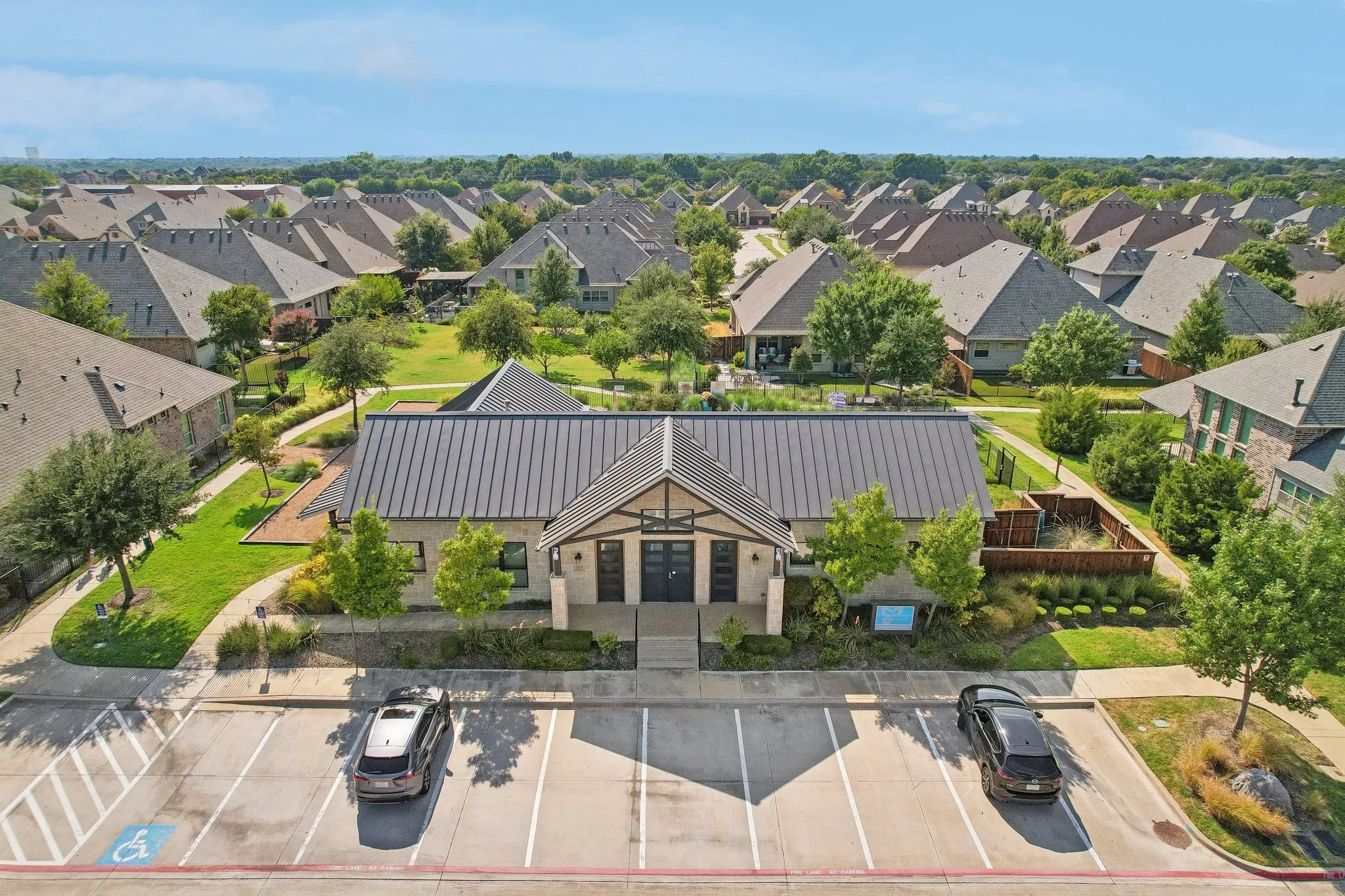 Single Family Residence For Sale in Denton County , 150 Freesia Drive, Flower Mound, Texas 75028, 3 Bedroom, 3 Bathroom, 2 Garage spaces, 3,034 Sqft, built in 2019, mls#21371727, Real Estate Agent in Flower Mound, Homes For Sale in Denton county, Homes For Sale in Flower Mound, Realtor in Flower Mound Texas, Real Estate Brokerage Independent Realty Texas, Luminita Cordes Realtor