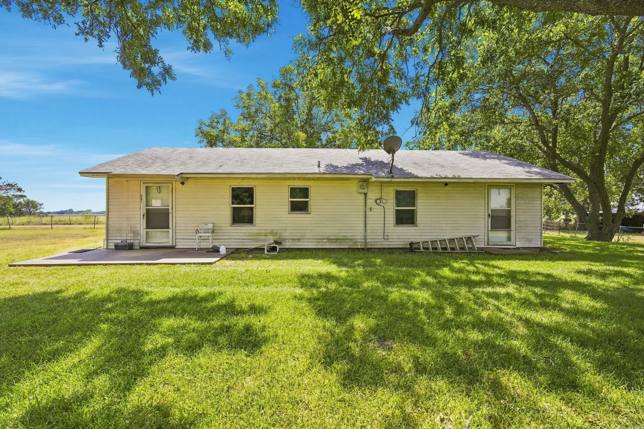 Improved Land For Sale in Ellis County , 501 Chaparall Road, Ferris, Texas 75125, 0, 0, Garage spaces, 0 Sqft, built in 1962, mls#21371865, Real Estate Agent in Ferris, Homes For Sale in Ellis county, Homes For Sale in Ferris, Realtor in Ferris Texas, Real Estate Brokerage Independent Realty Texas, Luminita Cordes Realtor