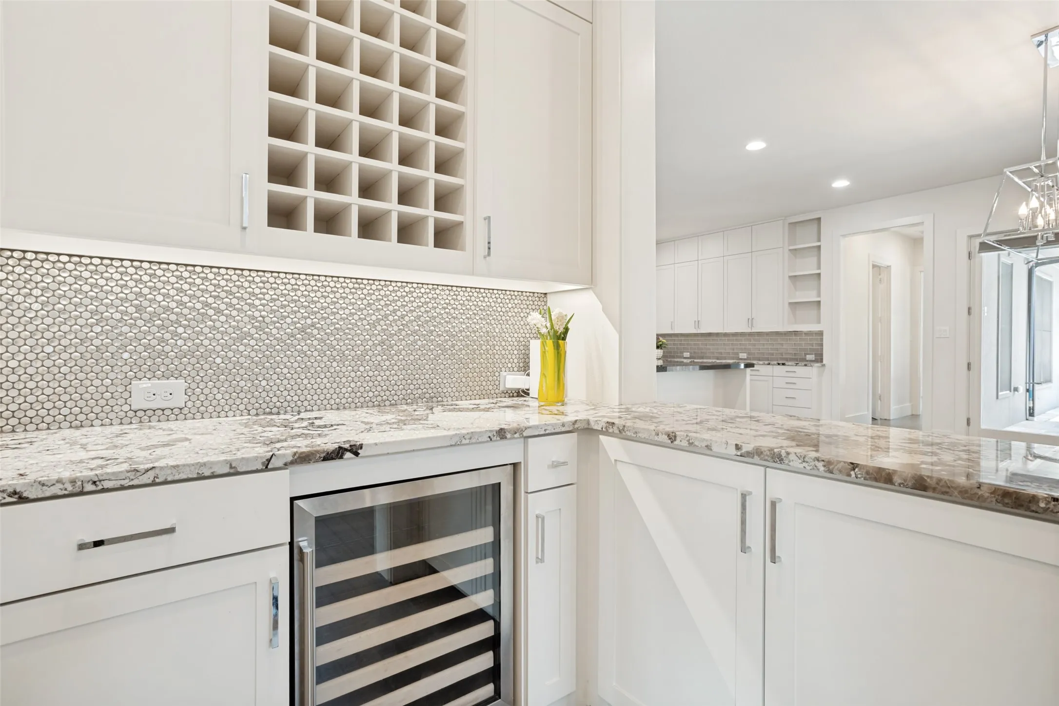 Single Family Residence For Sale in Dallas County , 7714 Roper Street, Dallas, Texas 75209, 4 Bedroom, 3 Bathroom, 2 Garage spaces, 3,713 Sqft, built in 2018, mls#21371203, Real Estate Agent in Dallas, Homes For Sale in Dallas county, Homes For Sale in Dallas, Realtor in Dallas Texas, Real Estate Brokerage Independent Realty Texas, Luminita Cordes Realtor