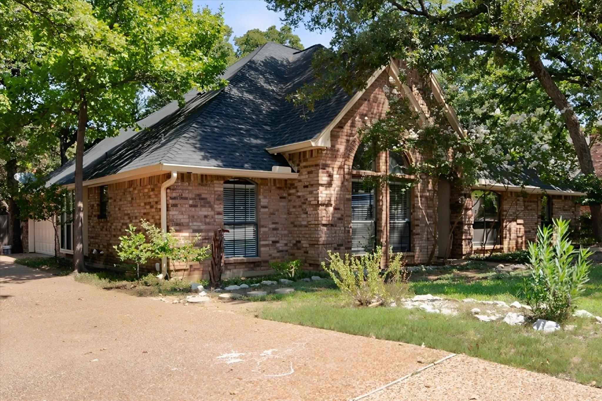 3803 Marine Ct
