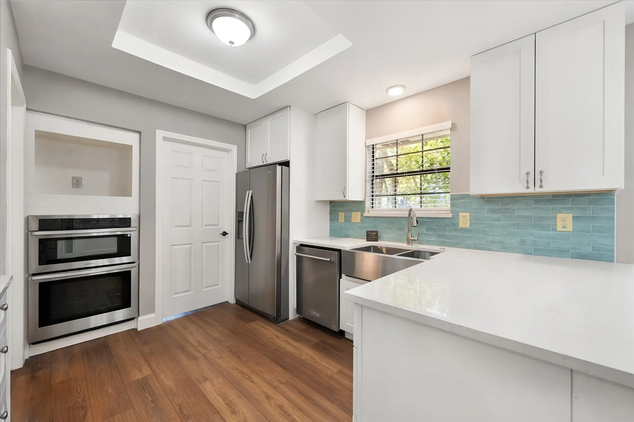 Single Family Residence For Sale in Tarrant County , 3803 Marine Court, Arlington, Texas 76016, 3 Bedroom, 2 Bathroom, 2 Garage spaces, 2,402 Sqft, built in 1984, mls#21370803, Real Estate Agent in Arlington, Homes For Sale in Tarrant county, Homes For Sale in Arlington, Realtor in Arlington Texas, Real Estate Brokerage Independent Realty Texas, Luminita Cordes Realtor