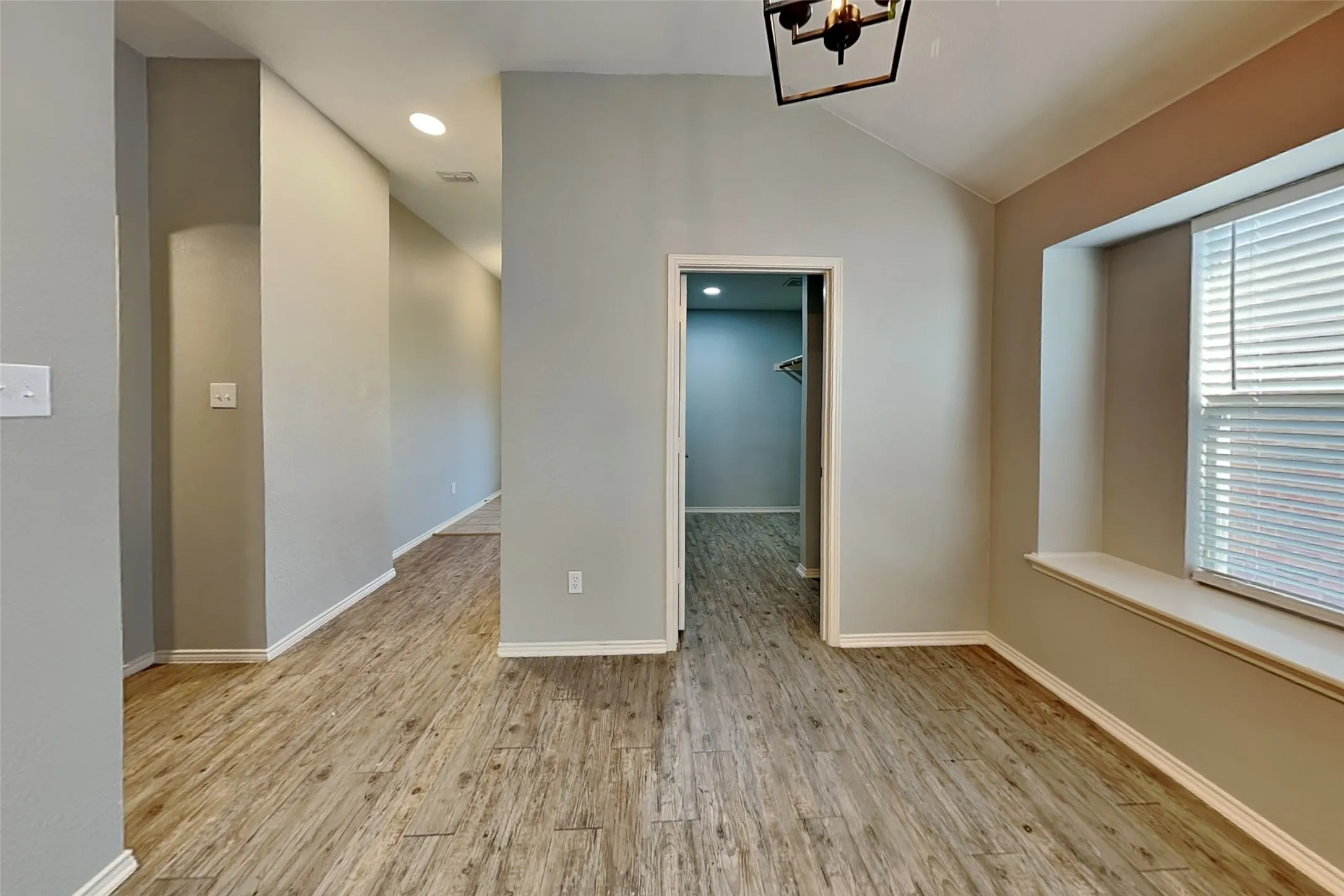Single Family Residence For Rent in Tarrant County , 11828 Cottontail Drive, Fort Worth, Texas 76244, 3 Bedroom, 2 Bathroom, 2 Garage spaces, 1,462 Sqft, built in 2006, mls#21371863, Real Estate Agent in Fort Worth, Homes For Rent in Tarrant county, Homes For Rent in Fort Worth, Realtor in Fort Worth Texas, Real Estate Brokerage Independent Realty Texas, Luminita Cordes Realtor