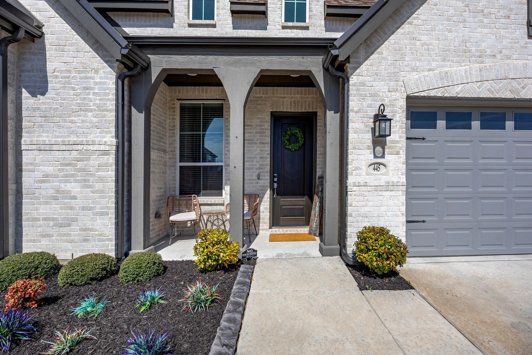 Single Family Residence For Sale in Ellis County , 445 Lost Creek Trail, Waxahachie, Texas 75165, 4 Bedroom, 4 Bathroom, 2 Garage spaces, 2,807 Sqft, built in 2022, mls#21371881, Real Estate Agent in Waxahachie, Homes For Sale in Ellis county, Homes For Sale in Waxahachie, Realtor in Waxahachie Texas, Real Estate Brokerage Independent Realty Texas, Luminita Cordes Realtor