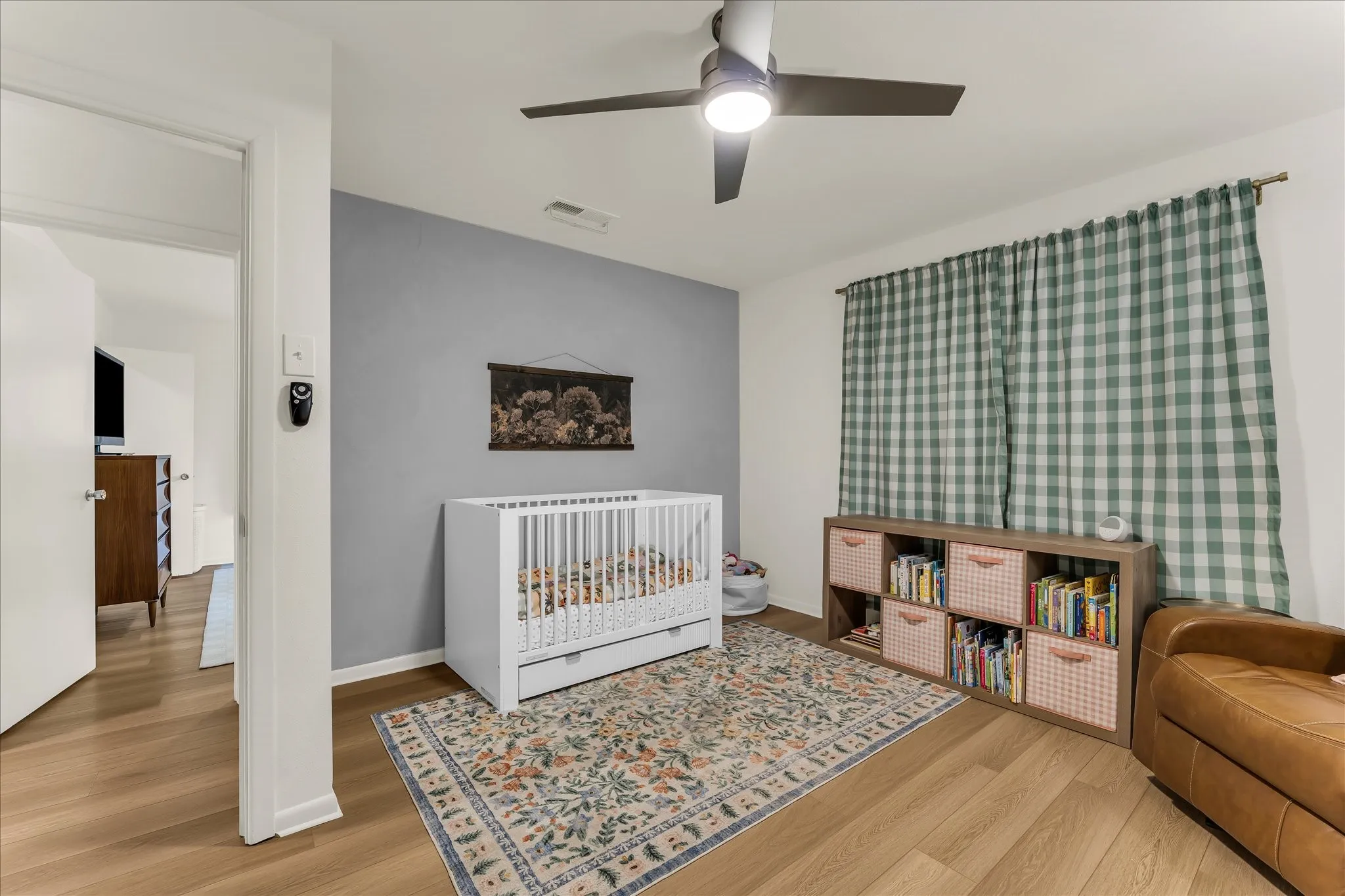 Single Family Residence For Sale in Mc Lennan County , 508 Bellaire Drive, Woodway, Texas 76712, 3 Bedroom, 2 Bathroom, 2 Garage spaces, 1,605 Sqft, built in 1963, mls#21371874, Real Estate Agent in Woodway, Homes For Sale in Mc Lennan county, Homes For Sale in Woodway, Realtor in Woodway Texas, Real Estate Brokerage Independent Realty Texas, Luminita Cordes Realtor