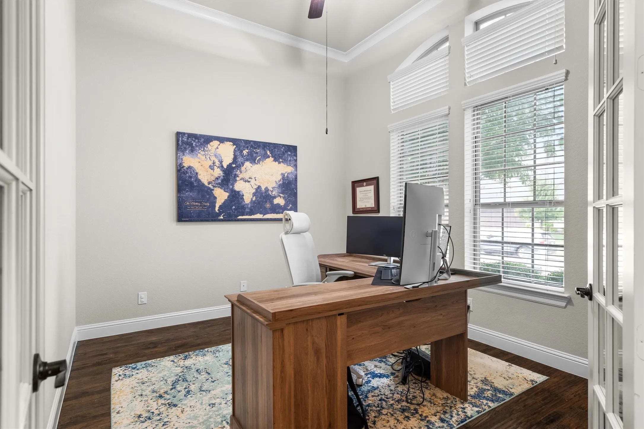 Single Family Residence For Sale in Denton County , 1024 Highpoint Way, Roanoke, Texas 76262, 4 Bedroom, 3 Bathroom, 3 Garage spaces, 2,993 Sqft, built in 2016, mls#21366722, Real Estate Agent in Roanoke, Homes For Sale in Denton county, Homes For Sale in Roanoke, Realtor in Roanoke Texas, Real Estate Brokerage Independent Realty Texas, Luminita Cordes Realtor