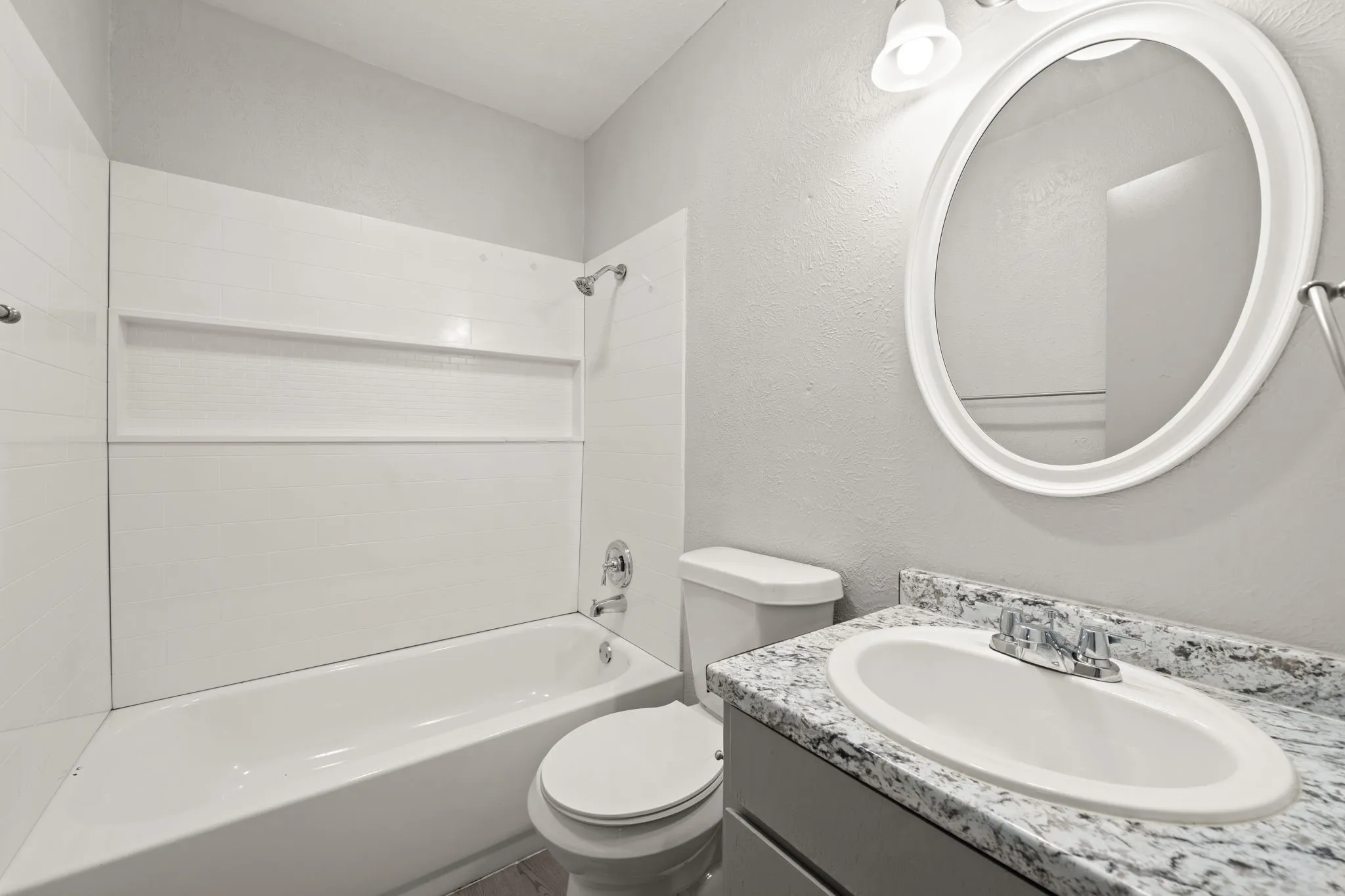 Single Family Residence For Rent in Denton County , 1108 N Elm Street 6, Denton, Texas 76201, 2 Bedroom, 2 Bathroom, Garage spaces, 900 Sqft, built in 1968, mls#21366156, Real Estate Agent in Denton, Homes For Rent in Denton county, Homes For Rent in Denton, Realtor in Denton Texas, Real Estate Brokerage Independent Realty Texas, Luminita Cordes Realtor