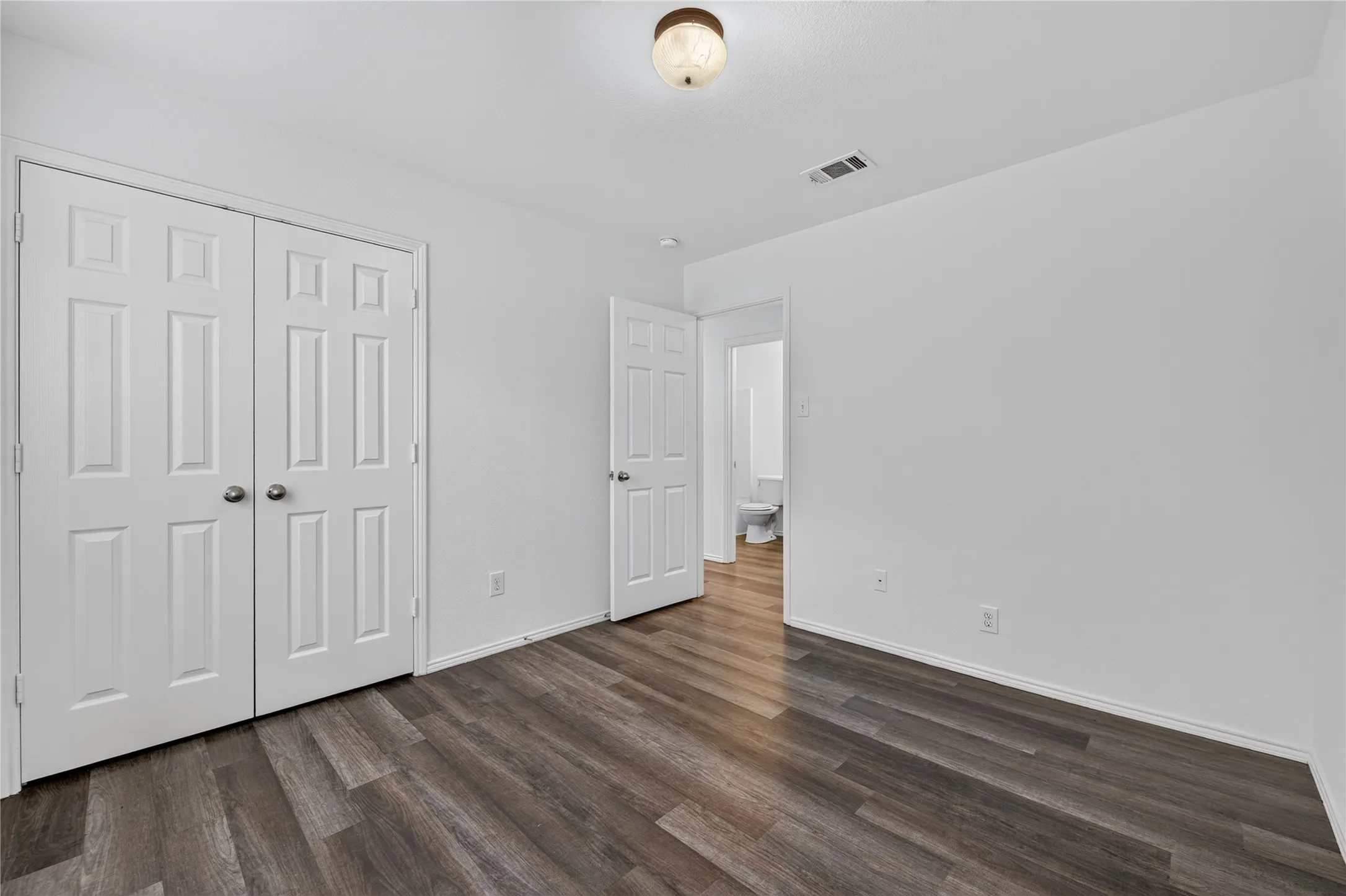 Single Family Residence For Rent in Tarrant County , 320 Chalkstone Drive, Fort Worth, Texas 76131, 3 Bedroom, 2 Bathroom, 2 Garage spaces, 1,407 Sqft, built in 2010, mls#21371897, Real Estate Agent in Fort Worth, Homes For Rent in Tarrant county, Homes For Rent in Fort Worth, Realtor in Fort Worth Texas, Real Estate Brokerage Independent Realty Texas, Luminita Cordes Realtor