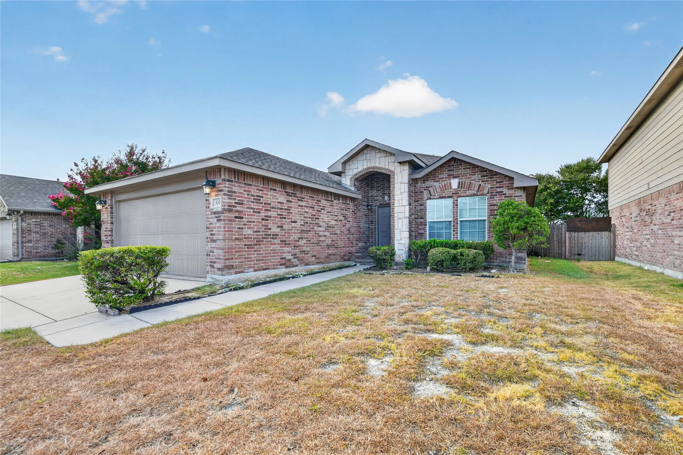 Single Family Residence For Rent in Tarrant County , 320 Chalkstone Drive, Fort Worth, Texas 76131, 3 Bedroom, 2 Bathroom, 2 Garage spaces, 1,407 Sqft, built in 2010, mls#21371897, Real Estate Agent in Fort Worth, Homes For Rent in Tarrant county, Homes For Rent in Fort Worth, Realtor in Fort Worth Texas, Real Estate Brokerage Independent Realty Texas, Luminita Cordes Realtor