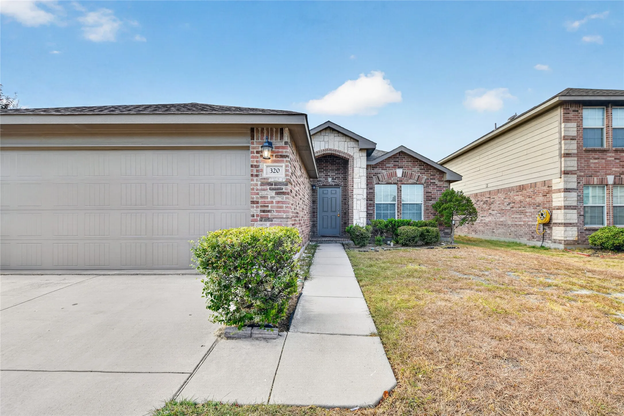 Single Family Residence For Rent in Tarrant County , 320 Chalkstone Drive, Fort Worth, Texas 76131, 3 Bedroom, 2 Bathroom, 2 Garage spaces, 1,407 Sqft, built in 2010, mls#21371897, Real Estate Agent in Fort Worth, Homes For Rent in Tarrant county, Homes For Rent in Fort Worth, Realtor in Fort Worth Texas, Real Estate Brokerage Independent Realty Texas, Luminita Cordes Realtor