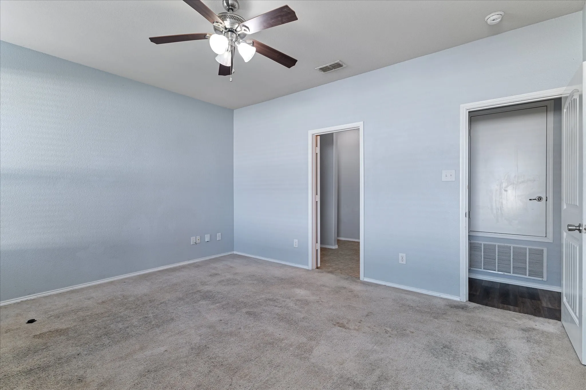 Single Family Residence For Rent in Denton County , 9141 Blackstone Drive, Providence Village, Texas 76227, 3 Bedroom, 2 Bathroom, 2 Garage spaces, 1,808 Sqft, built in 2015, mls#21371239, Real Estate Agent in Providence Village, Homes For Rent in Denton county, Homes For Rent in Providence Village, Realtor in Providence Village Texas, Real Estate Brokerage Independent Realty Texas, Luminita Cordes Realtor