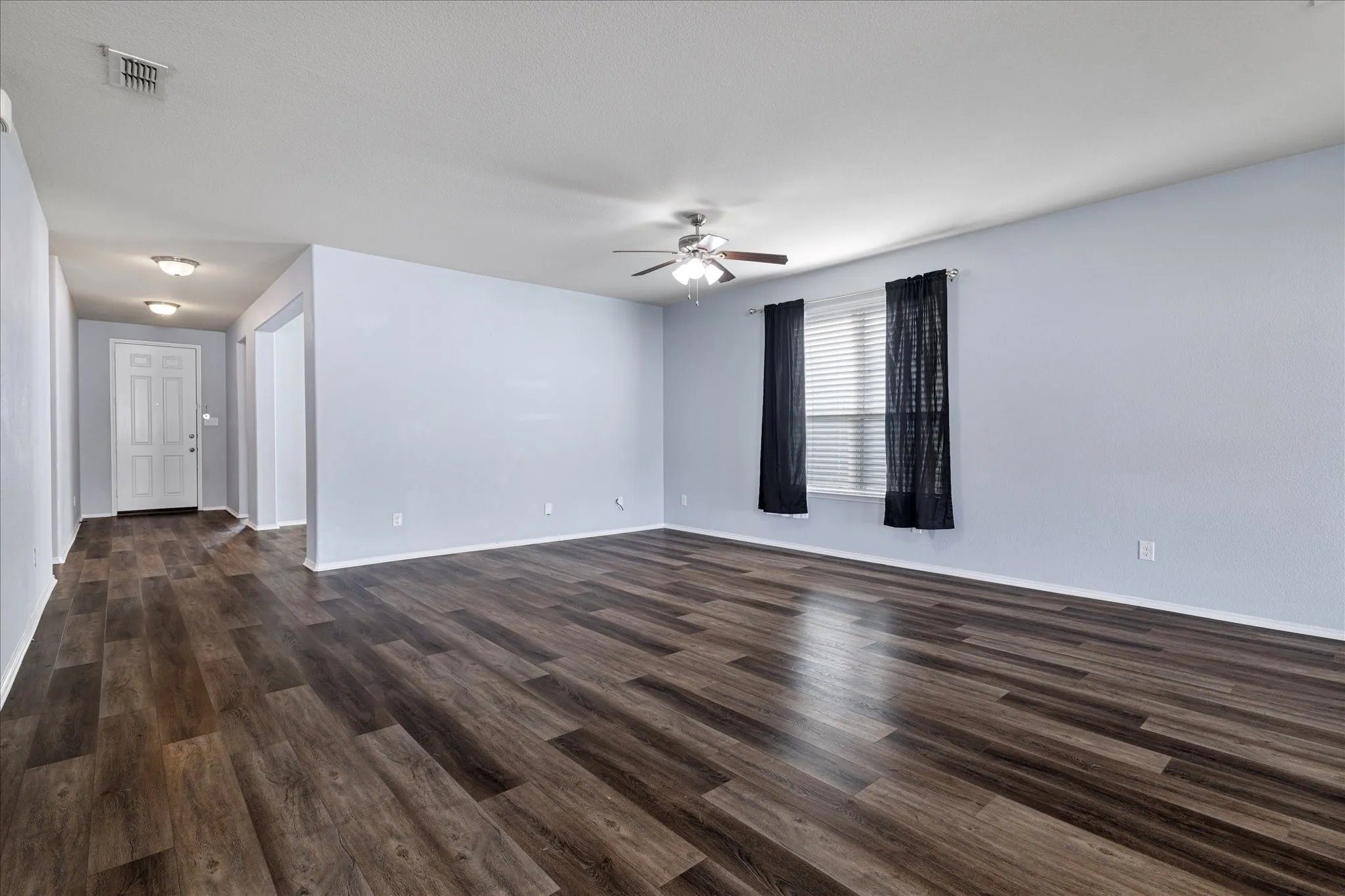Single Family Residence For Rent in Denton County , 9141 Blackstone Drive, Providence Village, Texas 76227, 3 Bedroom, 2 Bathroom, 2 Garage spaces, 1,808 Sqft, built in 2015, mls#21371239, Real Estate Agent in Providence Village, Homes For Rent in Denton county, Homes For Rent in Providence Village, Realtor in Providence Village Texas, Real Estate Brokerage Independent Realty Texas, Luminita Cordes Realtor