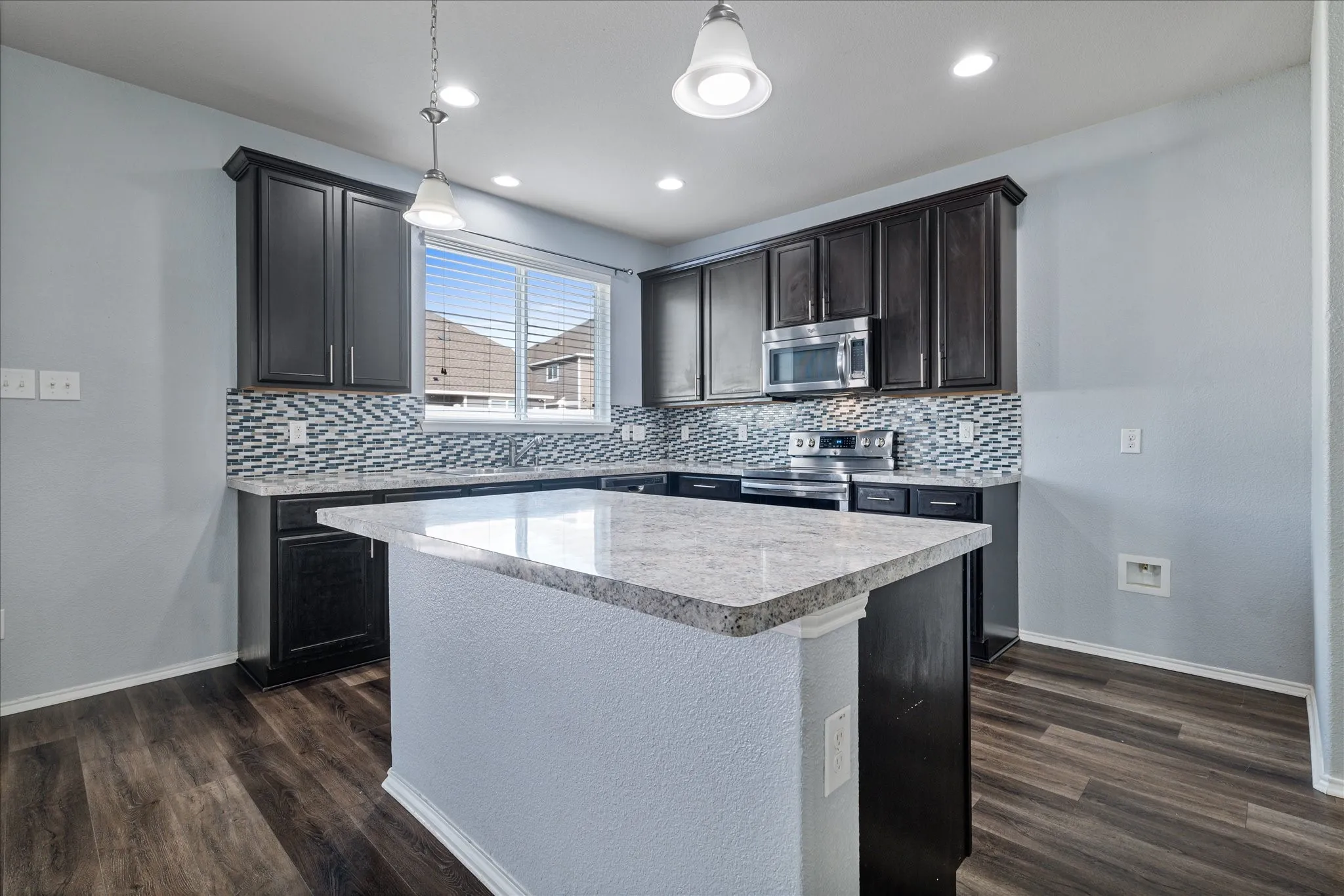 Single Family Residence For Rent in Denton County , 9141 Blackstone Drive, Providence Village, Texas 76227, 3 Bedroom, 2 Bathroom, 2 Garage spaces, 1,808 Sqft, built in 2015, mls#21371239, Real Estate Agent in Providence Village, Homes For Rent in Denton county, Homes For Rent in Providence Village, Realtor in Providence Village Texas, Real Estate Brokerage Independent Realty Texas, Luminita Cordes Realtor