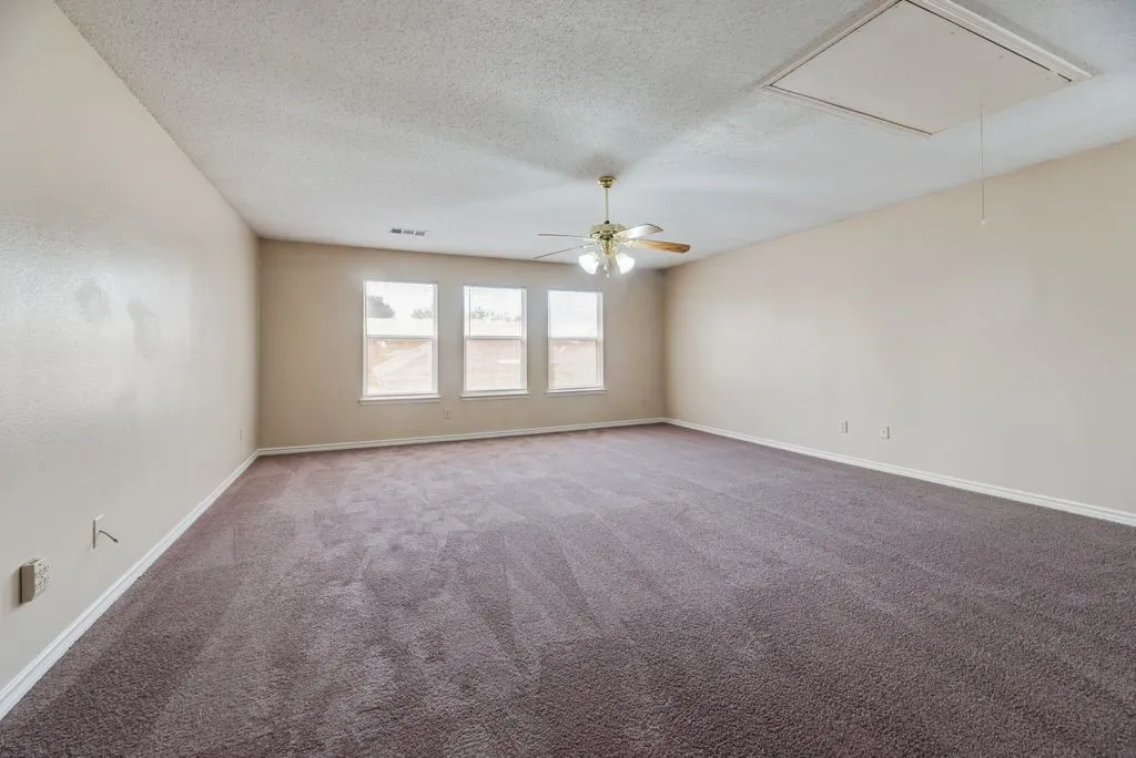 Single Family Residence For Rent in Dallas County , 1557 Aberdeen Drive, Lancaster, Texas 75134, 4 Bedroom, 2 Bathroom, 2 Garage spaces, 2,744 Sqft, built in 2001, mls#21371901, Real Estate Agent in Lancaster, Homes For Rent in Dallas county, Homes For Rent in Lancaster, Realtor in Lancaster Texas, Real Estate Brokerage Independent Realty Texas, Luminita Cordes Realtor