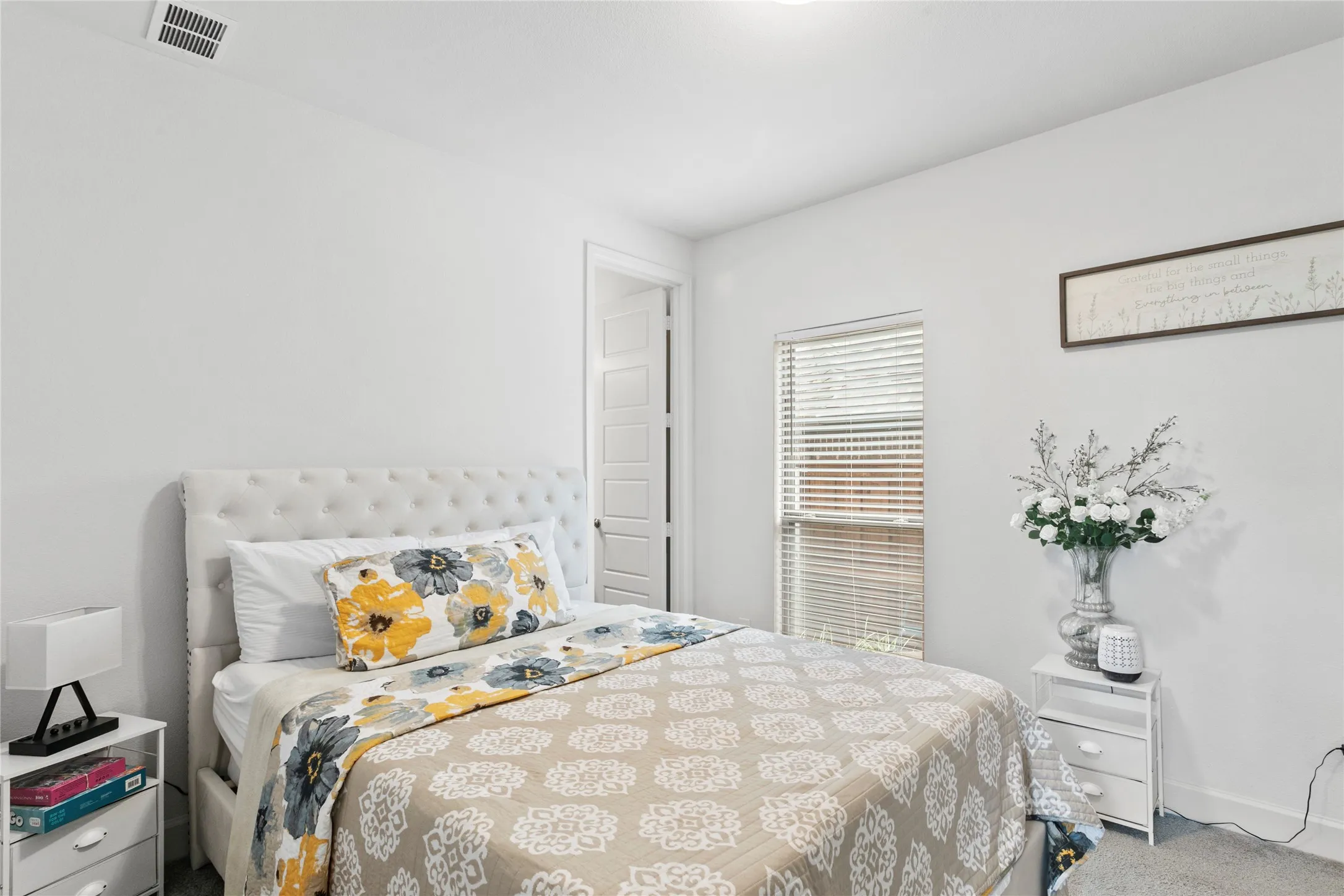 Secondary primary bedroom with ensuite bathroom