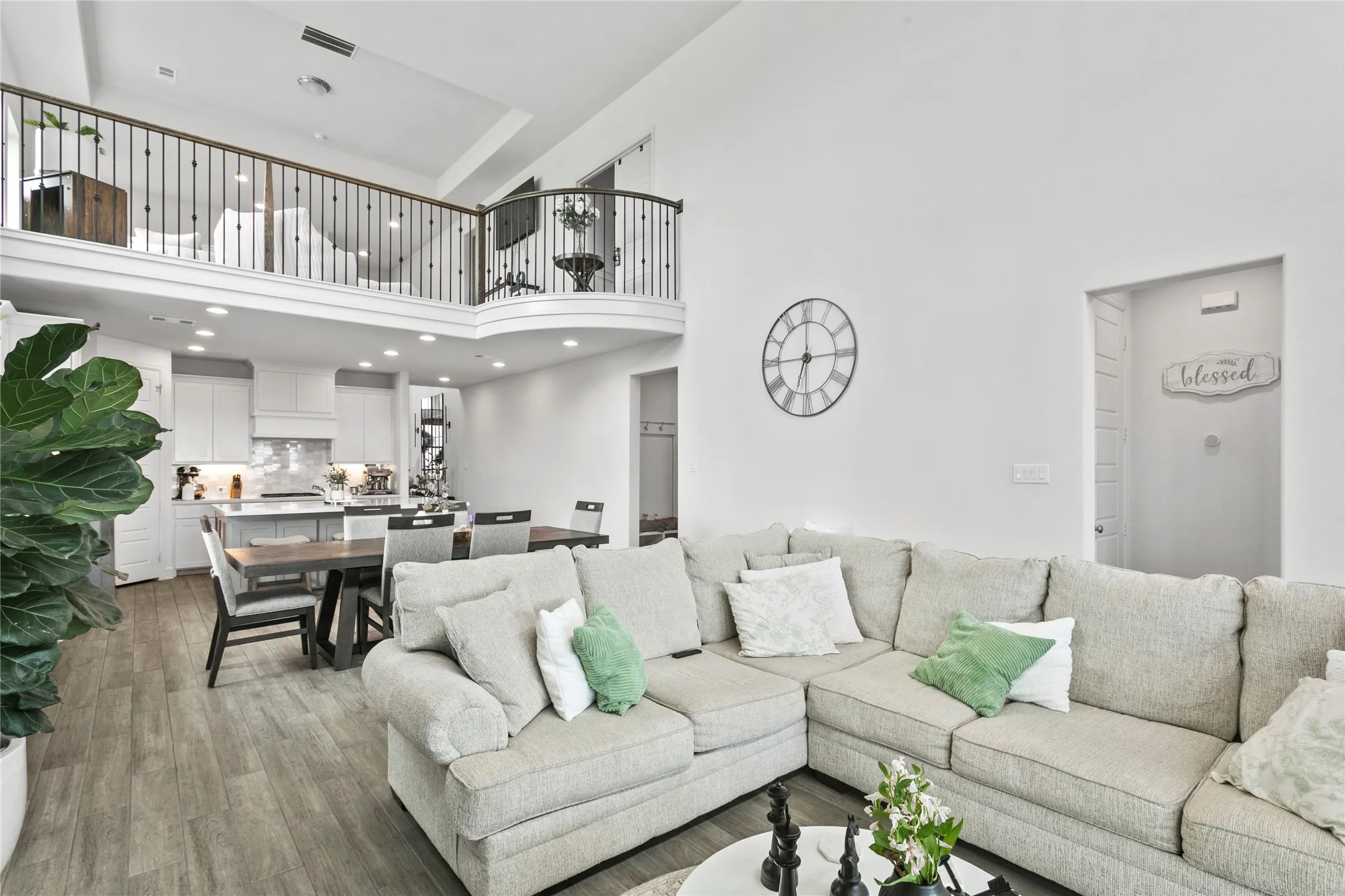 Single Family Residence For Sale in Collin County , 1904 Song Sparrow Lane, Mc Kinney, Texas 75071, 4 Bedroom, 4 Bathroom, 3 Garage spaces, 3,069 Sqft, built in 2023, mls#21366830, Real Estate Agent in Mc Kinney, Homes For Sale in Collin county, Homes For Sale in Mc Kinney, Realtor in Mc Kinney Texas, Real Estate Brokerage Independent Realty Texas, Luminita Cordes Realtor