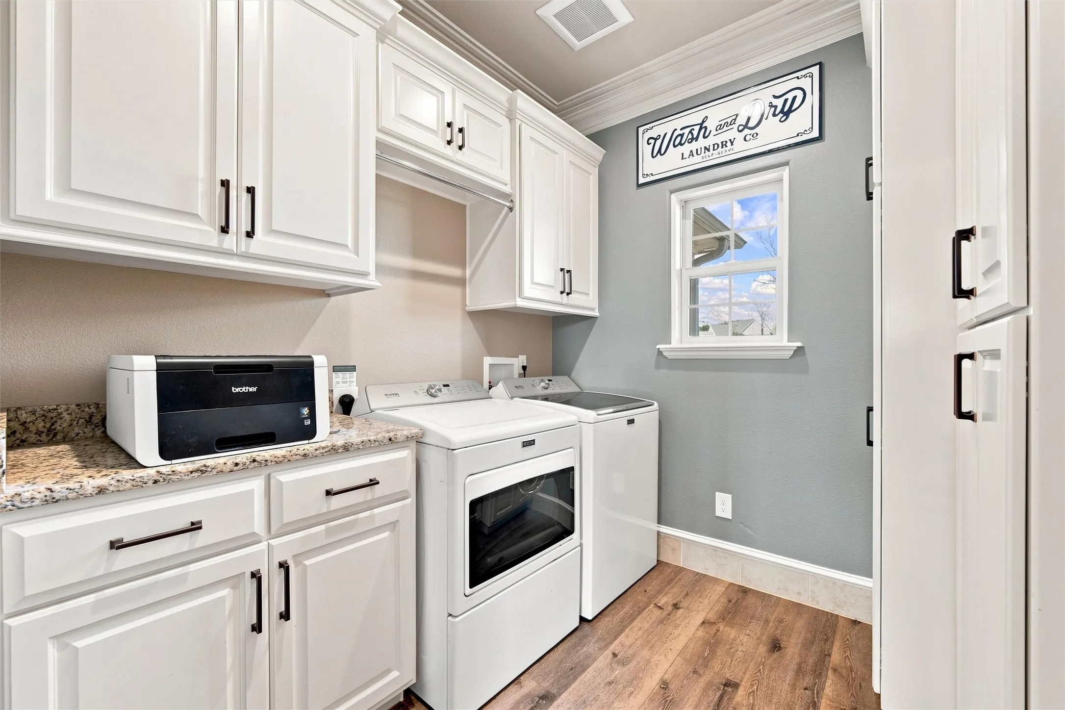 Single Family Residence For Sale in Mc Lennan County , 100 Deer Creek Drive, Waco, Texas 76708, 3 Bedroom, 3 Bathroom, 3 Garage spaces, 2,181 Sqft, built in 2018, mls#21366777, Real Estate Agent in Waco, Homes For Sale in Mc Lennan county, Homes For Sale in Waco, Realtor in Waco Texas, Real Estate Brokerage Independent Realty Texas, Luminita Cordes Realtor