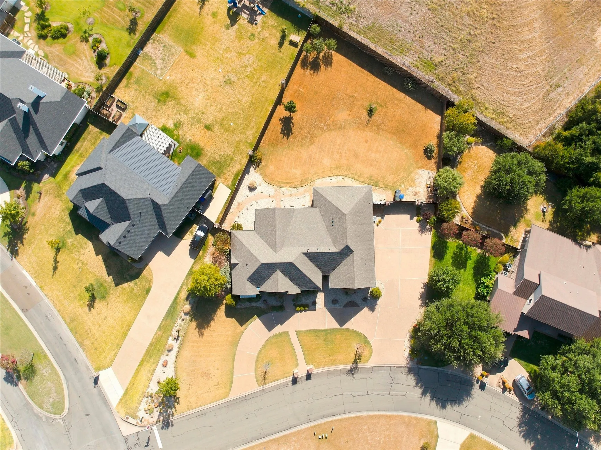 Single Family Residence For Sale in Mc Lennan County , 100 Deer Creek Drive, Waco, Texas 76708, 3 Bedroom, 3 Bathroom, 3 Garage spaces, 2,181 Sqft, built in 2018, mls#21366777, Real Estate Agent in Waco, Homes For Sale in Mc Lennan county, Homes For Sale in Waco, Realtor in Waco Texas, Real Estate Brokerage Independent Realty Texas, Luminita Cordes Realtor