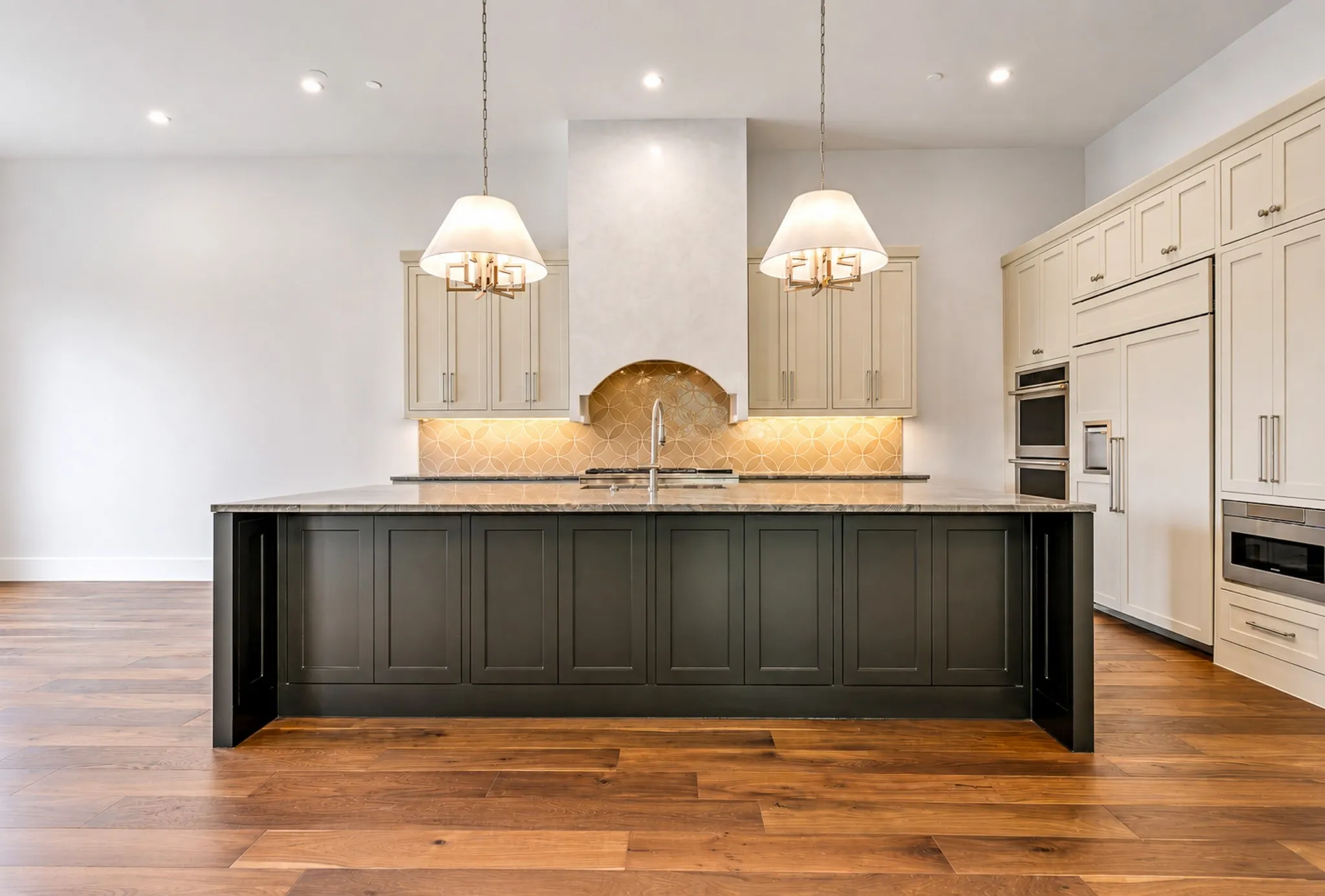 Single Family Residence For Sale in Tarrant County , 116 Murano Place, Southlake, Texas 76092, 4 Bedroom, 6 Bathroom, 2 Garage spaces, 4,625 Sqft, built in 2026, mls#21304042, Real Estate Agent in Southlake, Homes For Sale in Tarrant county, Homes For Sale in Southlake, Realtor in Southlake Texas, Real Estate Brokerage Independent Realty Texas, Luminita Cordes Realtor
