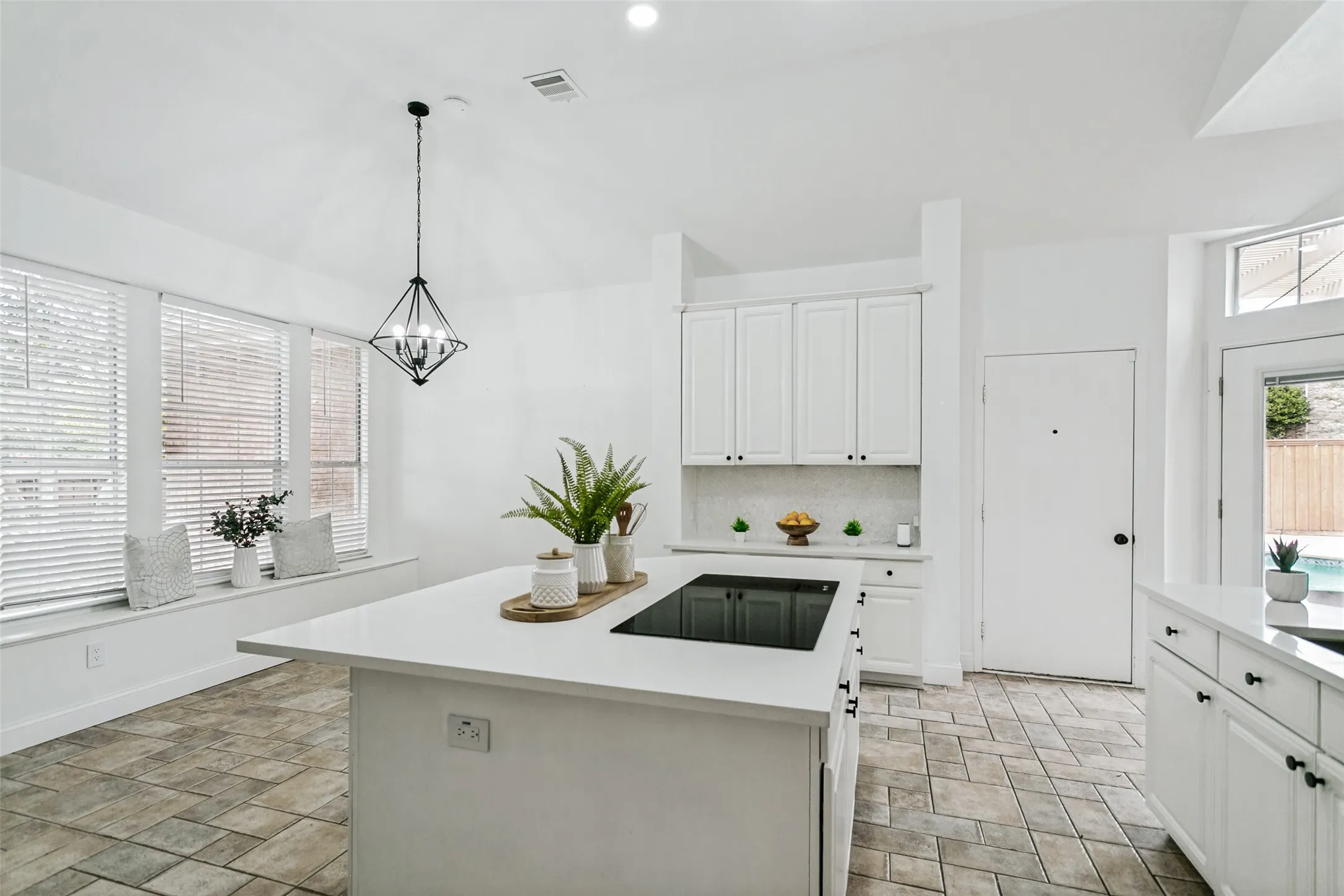 Single Family Residence For Sale in Collin County , 1218 Newberry Drive, Allen, Texas 75013, 4 Bedroom, 3 Bathroom, 3 Garage spaces, 3,104 Sqft, built in 1994, mls#21371723, Real Estate Agent in Allen, Homes For Sale in Collin county, Homes For Sale in Allen, Realtor in Allen Texas, Real Estate Brokerage Independent Realty Texas, Luminita Cordes Realtor