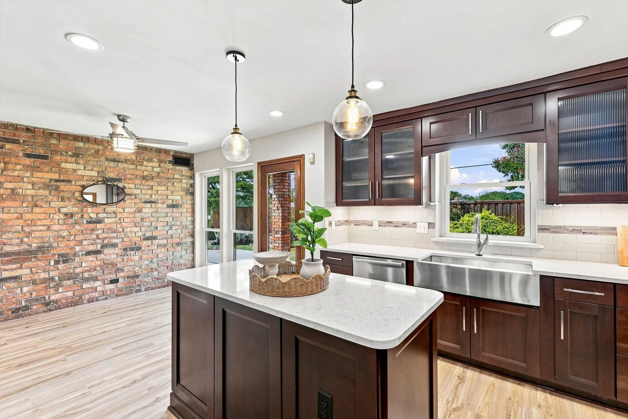 Single Family Residence For Sale in Denton County , 1222 Dentonshire Drive, Carrollton, Texas 75007, 4 Bedroom, 3 Bathroom, 2 Garage spaces, 2,568 Sqft, built in 1987, mls#21369259, Real Estate Agent in Carrollton, Homes For Sale in Denton county, Homes For Sale in Carrollton, Realtor in Carrollton Texas, Real Estate Brokerage Independent Realty Texas, Luminita Cordes Realtor