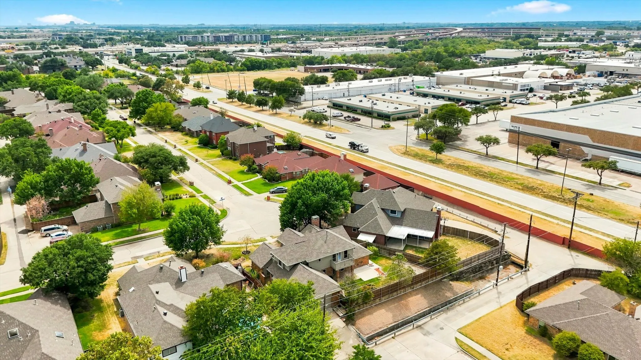 Single Family Residence For Sale in Denton County , 1222 Dentonshire Drive, Carrollton, Texas 75007, 4 Bedroom, 3 Bathroom, 2 Garage spaces, 2,568 Sqft, built in 1987, mls#21369259, Real Estate Agent in Carrollton, Homes For Sale in Denton county, Homes For Sale in Carrollton, Realtor in Carrollton Texas, Real Estate Brokerage Independent Realty Texas, Luminita Cordes Realtor