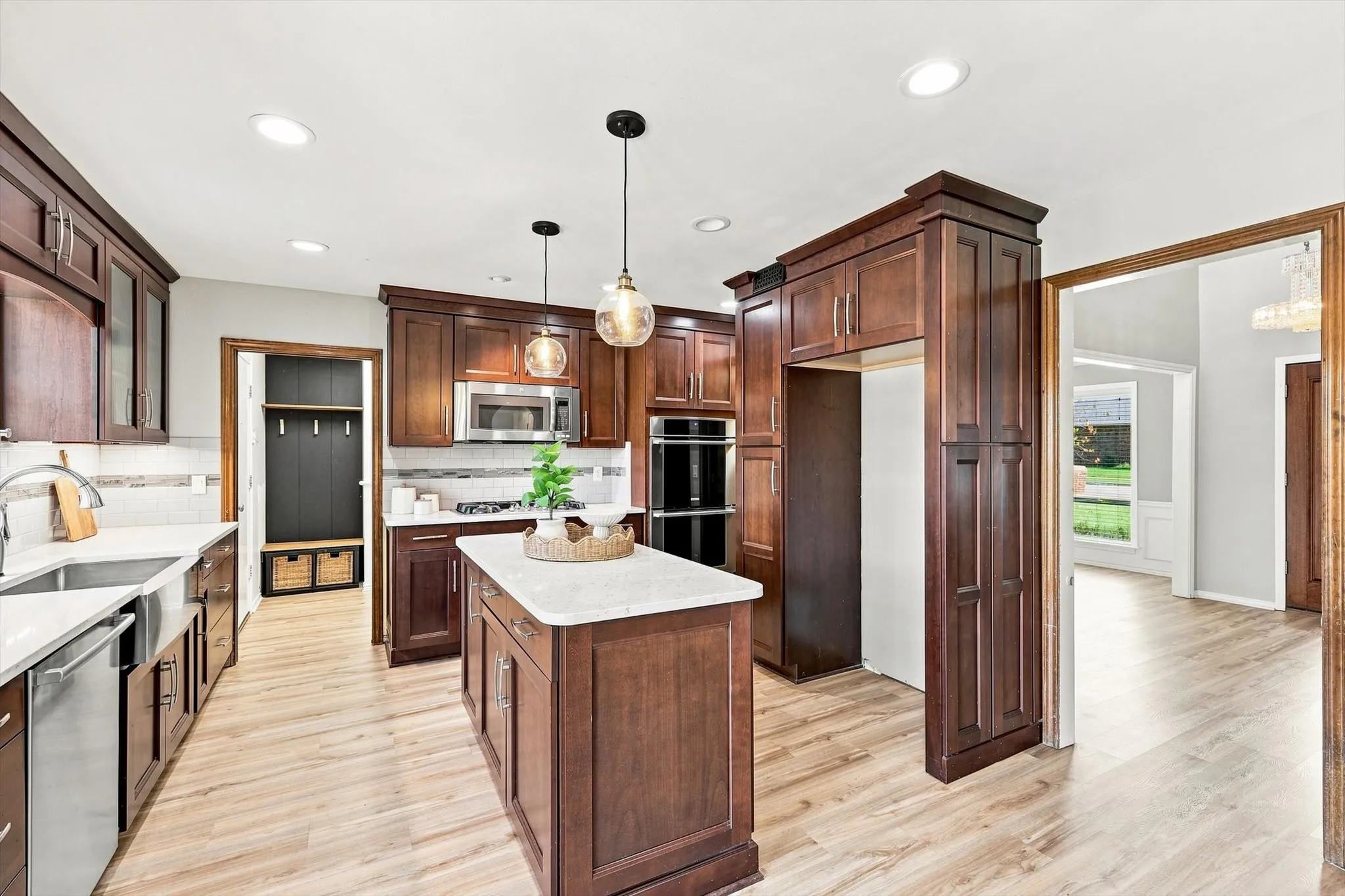 Single Family Residence For Sale in Denton County , 1222 Dentonshire Drive, Carrollton, Texas 75007, 4 Bedroom, 3 Bathroom, 2 Garage spaces, 2,568 Sqft, built in 1987, mls#21369259, Real Estate Agent in Carrollton, Homes For Sale in Denton county, Homes For Sale in Carrollton, Realtor in Carrollton Texas, Real Estate Brokerage Independent Realty Texas, Luminita Cordes Realtor