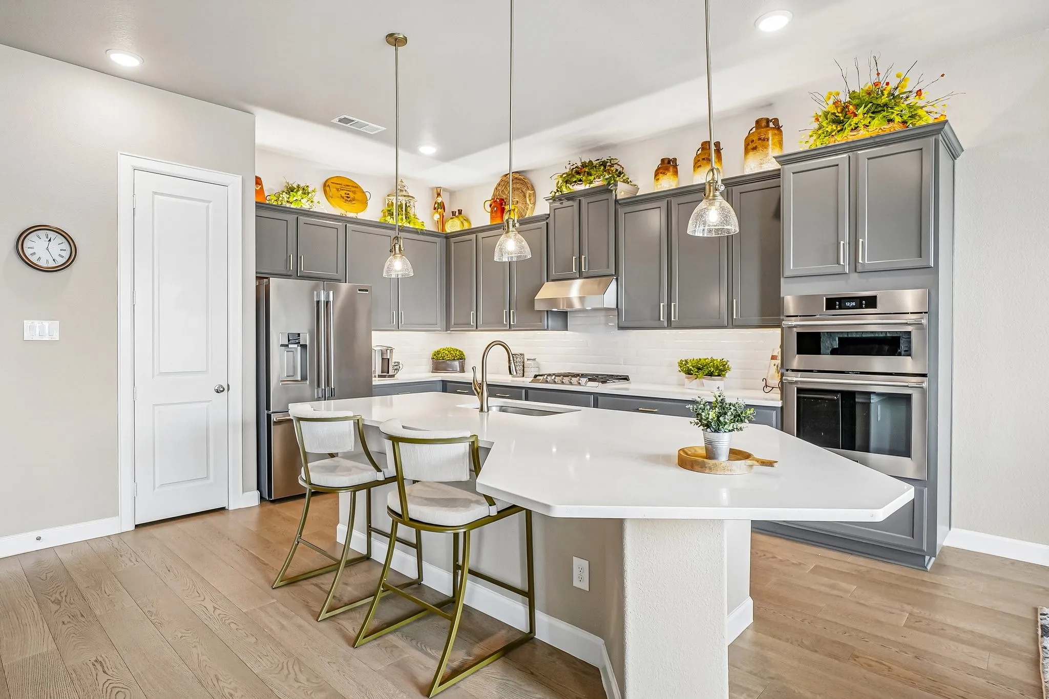 Single Family Residence For Sale in Rockwall County , 1907 Sicilia Lane, Mclendon Chisholm, Texas 75032, 4 Bedroom, 3 Bathroom, 2 Garage spaces, 2,824 Sqft, built in 2021, mls#21371919, Real Estate Agent in Mclendon Chisholm, Homes For Sale in Rockwall county, Homes For Sale in Mclendon Chisholm, Realtor in Mclendon Chisholm Texas, Real Estate Brokerage Independent Realty Texas, Luminita Cordes Realtor
