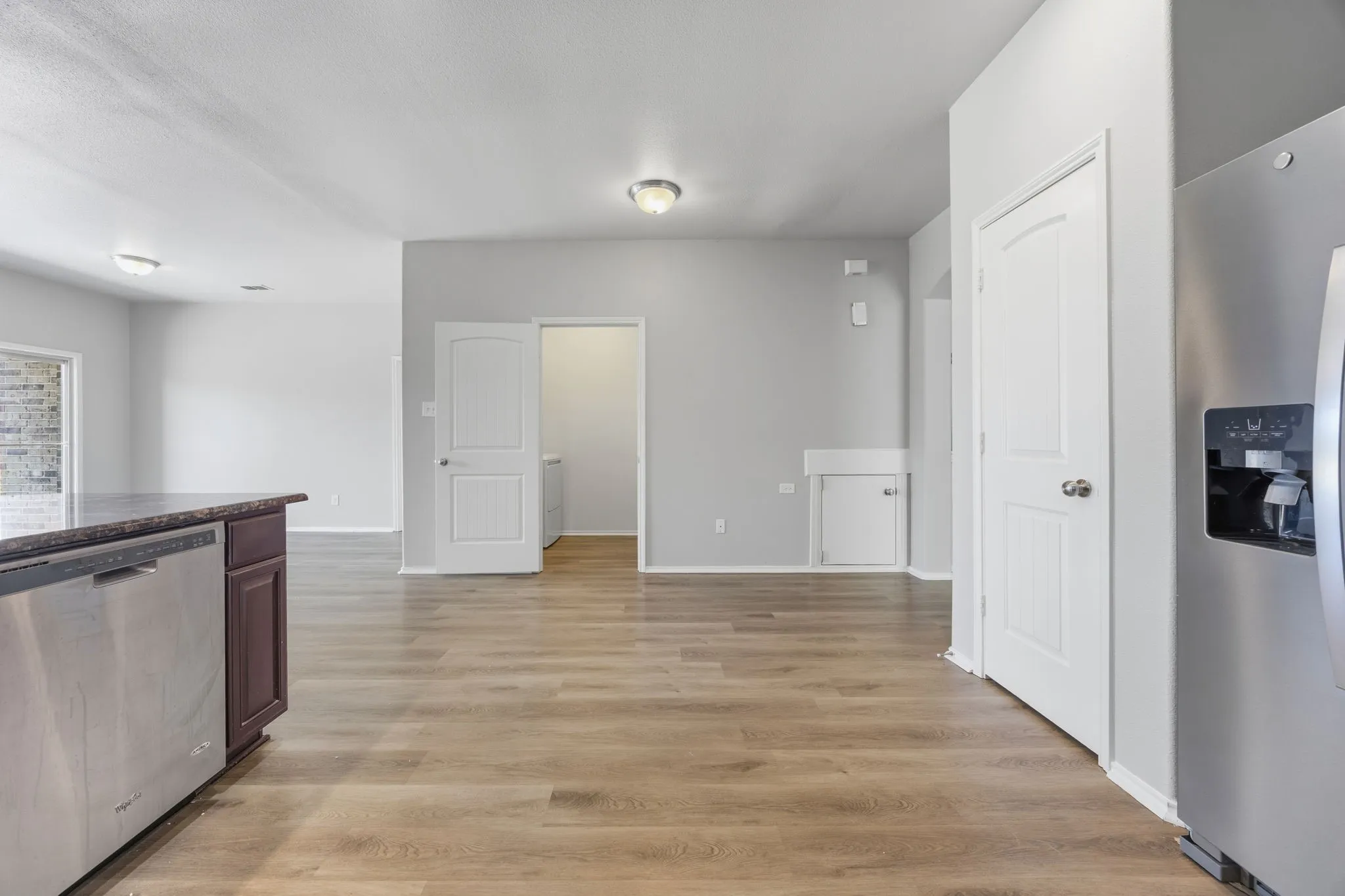 Single Family Residence For Sale in Collin County , 1307 Hidden Valley Drive, Wylie, Texas 75098, 3 Bedroom, 3 Bathroom, 2 Garage spaces, 2,622 Sqft, built in 2013, mls#21369901, Real Estate Agent in Wylie, Homes For Sale in Collin county, Homes For Sale in Wylie, Realtor in Wylie Texas, Real Estate Brokerage Independent Realty Texas, Luminita Cordes Realtor