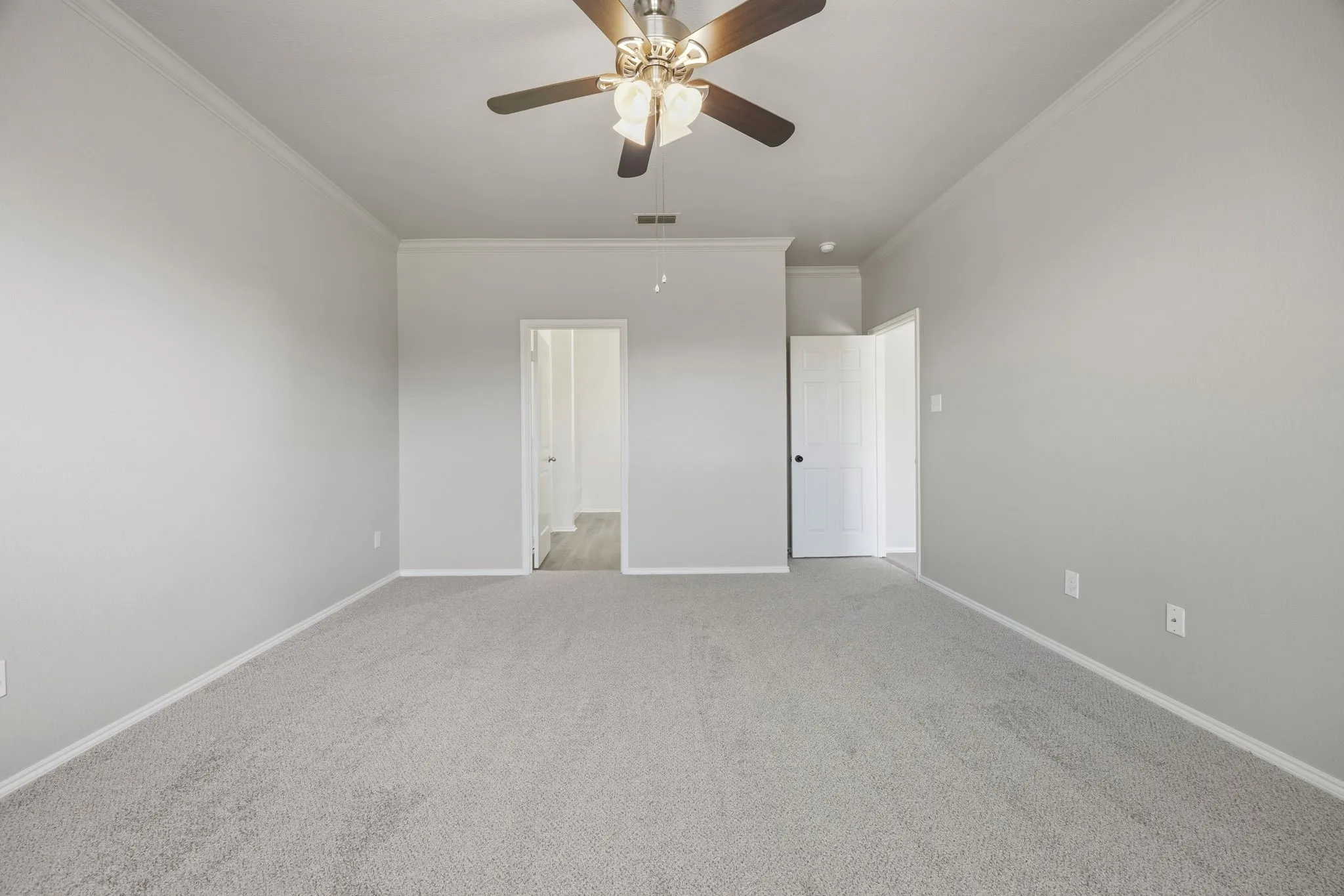 Single Family Residence For Sale in Collin County , 1307 Hidden Valley Drive, Wylie, Texas 75098, 3 Bedroom, 3 Bathroom, 2 Garage spaces, 2,622 Sqft, built in 2013, mls#21369901, Real Estate Agent in Wylie, Homes For Sale in Collin county, Homes For Sale in Wylie, Realtor in Wylie Texas, Real Estate Brokerage Independent Realty Texas, Luminita Cordes Realtor