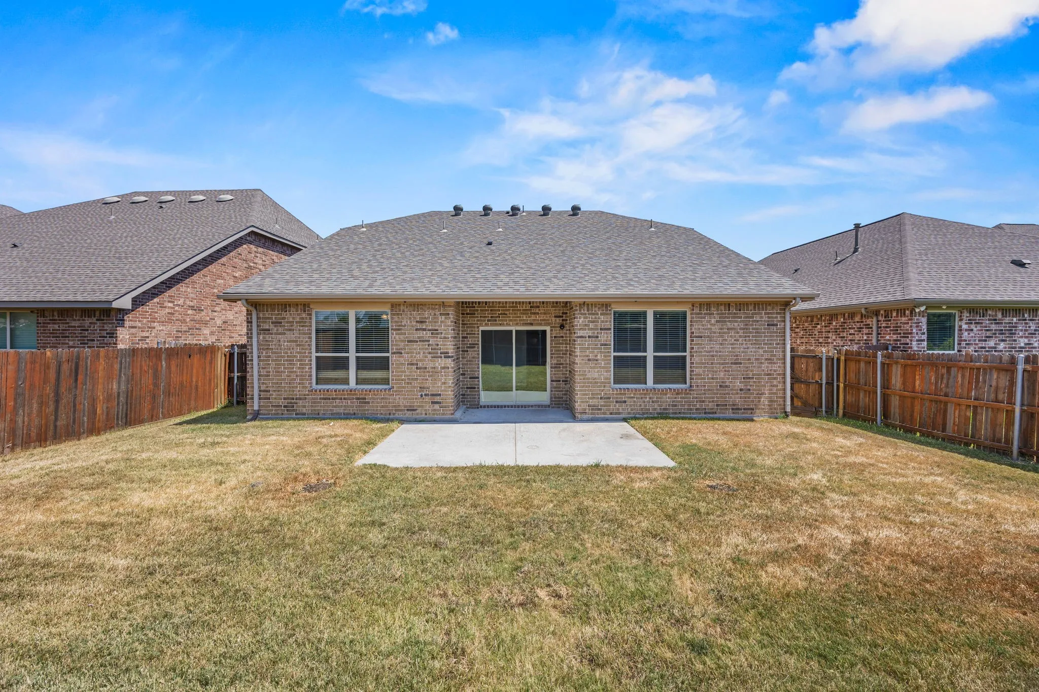 Single Family Residence For Sale in Collin County , 1307 Hidden Valley Drive, Wylie, Texas 75098, 3 Bedroom, 3 Bathroom, 2 Garage spaces, 2,622 Sqft, built in 2013, mls#21369901, Real Estate Agent in Wylie, Homes For Sale in Collin county, Homes For Sale in Wylie, Realtor in Wylie Texas, Real Estate Brokerage Independent Realty Texas, Luminita Cordes Realtor