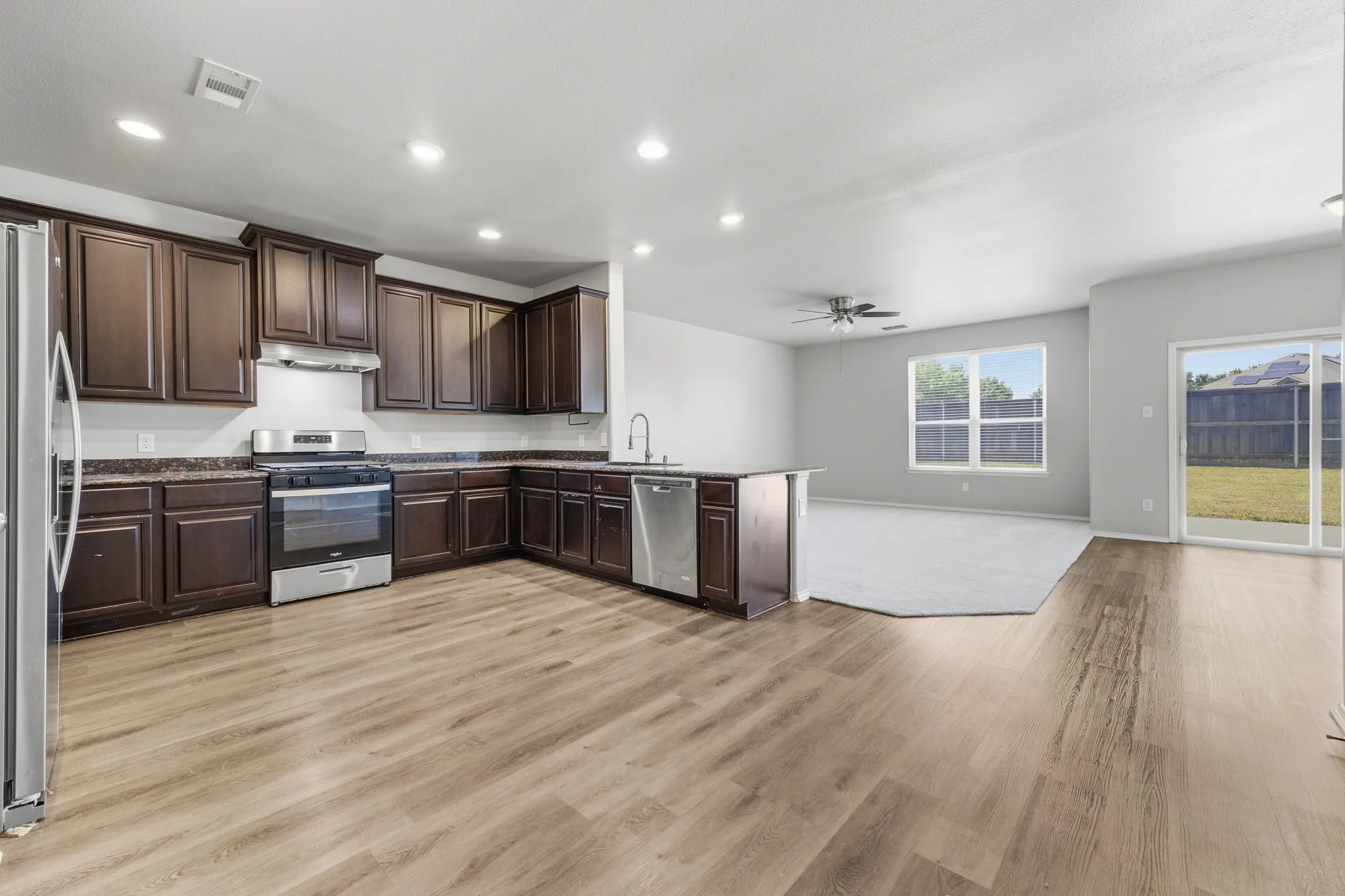 Single Family Residence For Sale in Collin County , 1307 Hidden Valley Drive, Wylie, Texas 75098, 3 Bedroom, 3 Bathroom, 2 Garage spaces, 2,622 Sqft, built in 2013, mls#21369901, Real Estate Agent in Wylie, Homes For Sale in Collin county, Homes For Sale in Wylie, Realtor in Wylie Texas, Real Estate Brokerage Independent Realty Texas, Luminita Cordes Realtor
