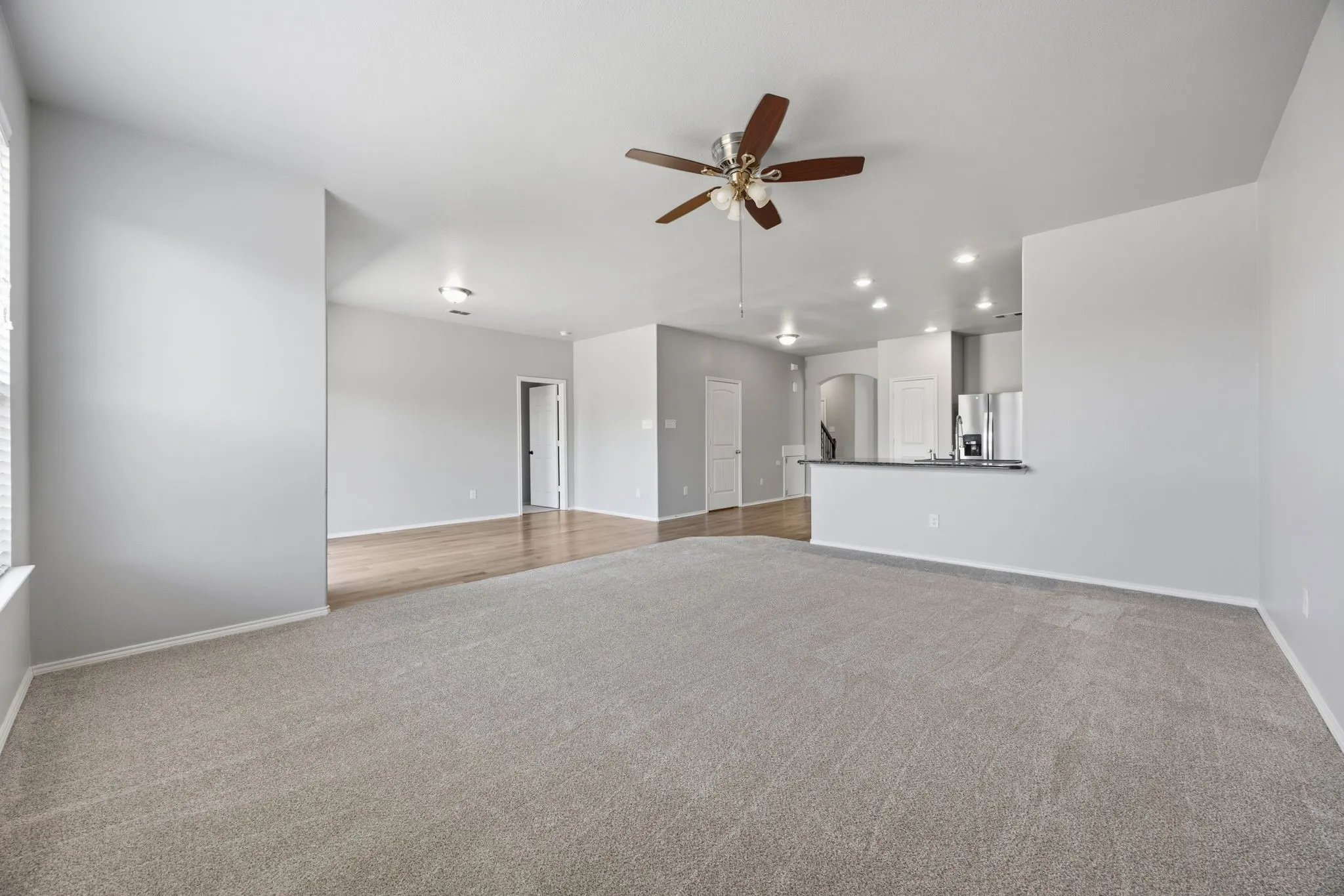 Single Family Residence For Sale in Collin County , 1307 Hidden Valley Drive, Wylie, Texas 75098, 3 Bedroom, 3 Bathroom, 2 Garage spaces, 2,622 Sqft, built in 2013, mls#21369901, Real Estate Agent in Wylie, Homes For Sale in Collin county, Homes For Sale in Wylie, Realtor in Wylie Texas, Real Estate Brokerage Independent Realty Texas, Luminita Cordes Realtor
