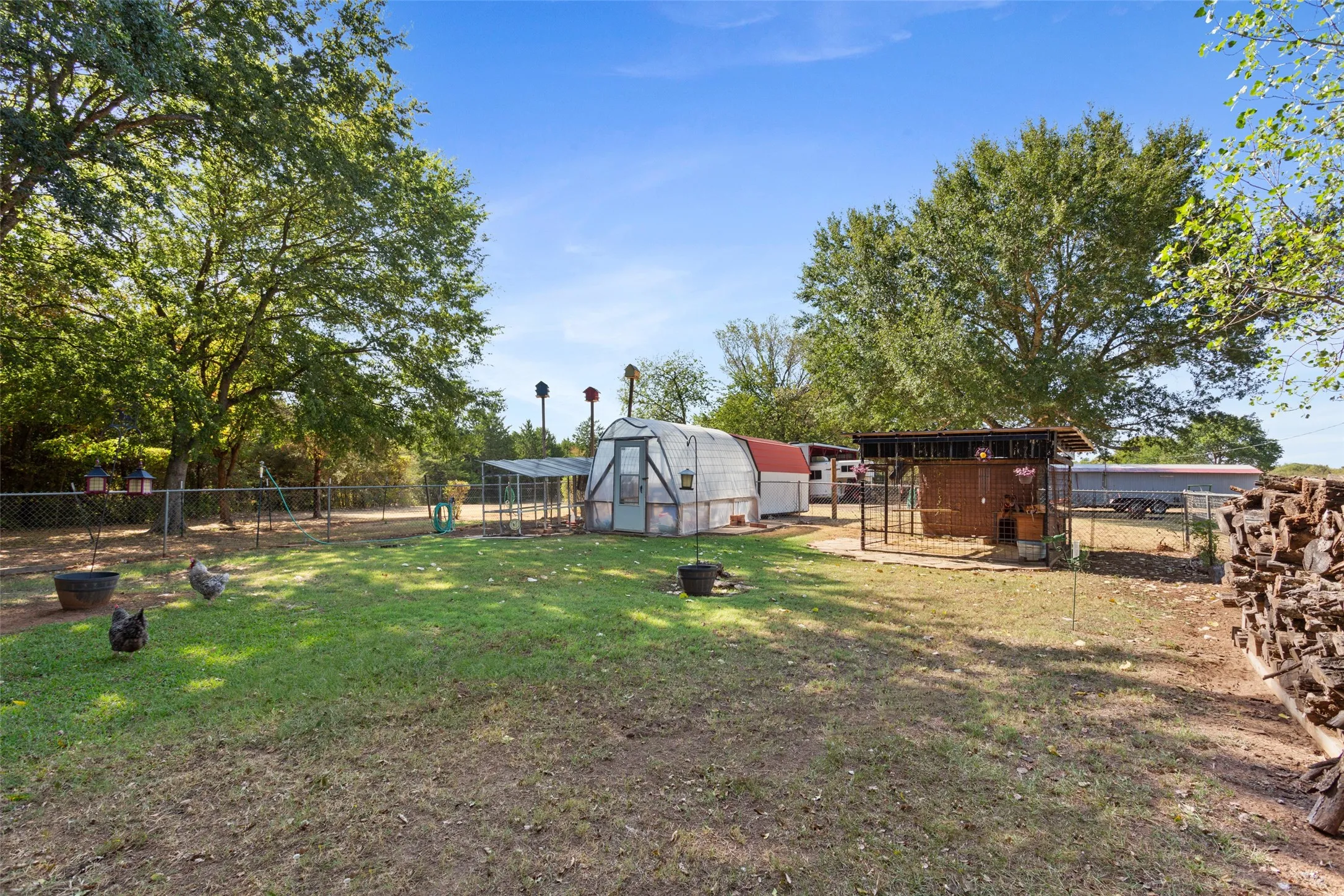 Single Family Residence For Sale in Freestone County , 420 E US Highway 84, Fairfield, Texas 75840, 3 Bedroom, 2 Bathroom, 2 Garage spaces, 1,930 Sqft, built in 1991, mls#21371849, Real Estate Agent in Fairfield, Homes For Sale in Freestone county, Homes For Sale in Fairfield, Realtor in Fairfield Texas, Real Estate Brokerage Independent Realty Texas, Luminita Cordes Realtor
