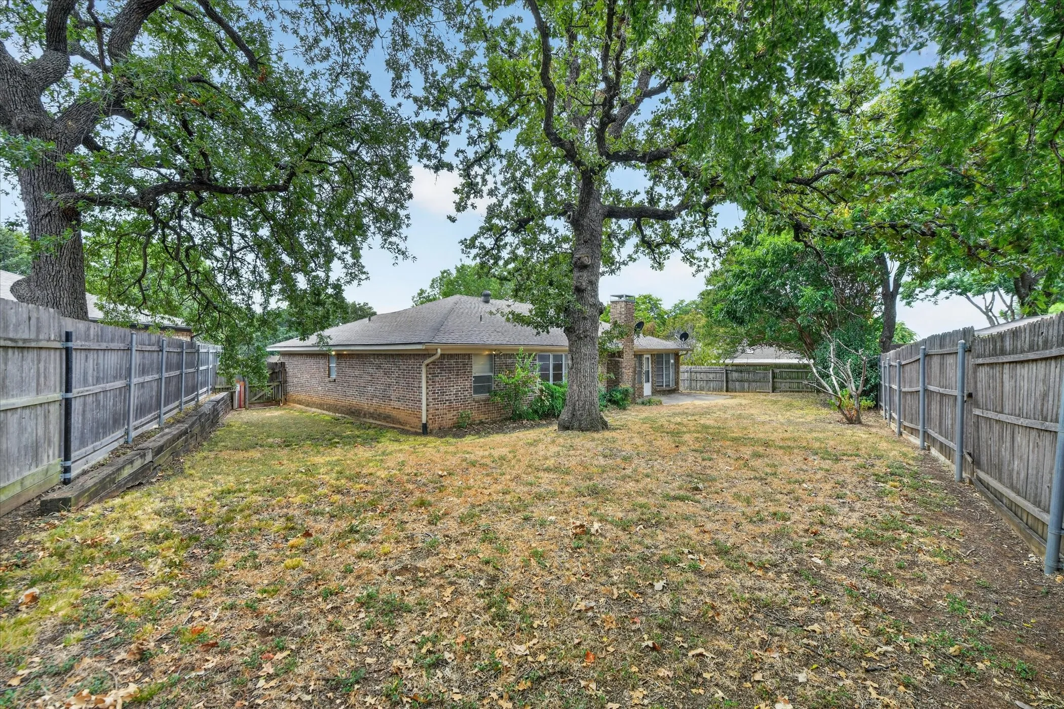 Large Back Yard with 6' Fence
