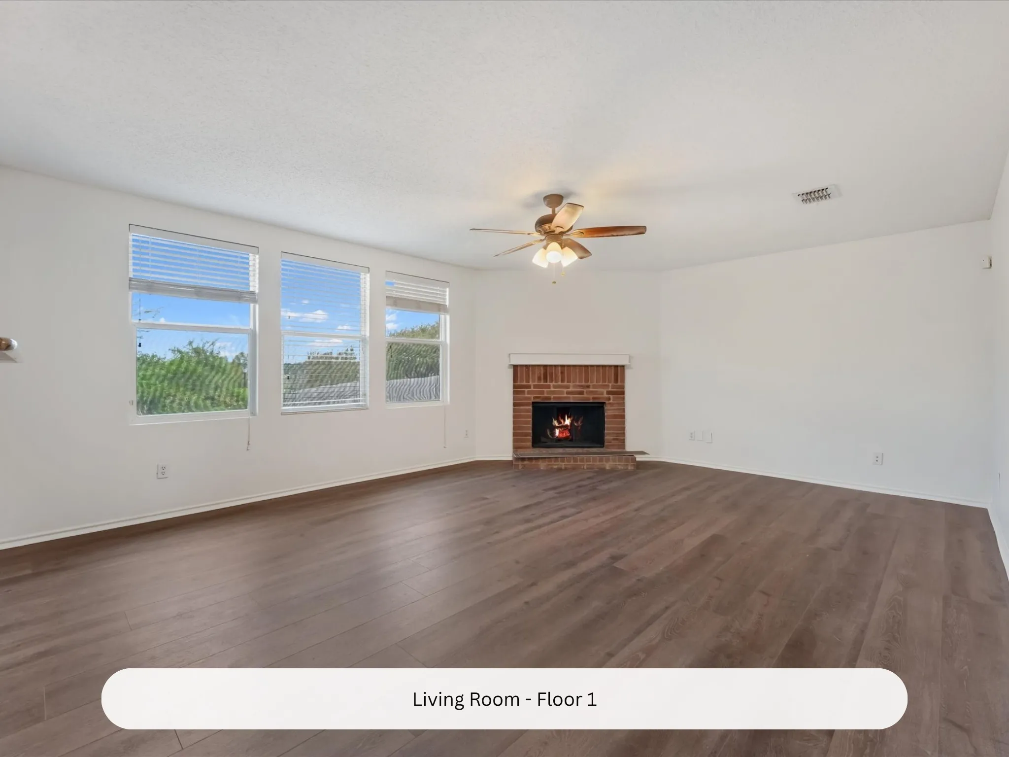 Single Family Residence For Sale in Collin County , 715 Odenville Drive, Wylie, Texas 75098, 5 Bedroom, 3 Bathroom, 2 Garage spaces, 2,756 Sqft, built in 2005, mls#21371011, Real Estate Agent in Wylie, Homes For Sale in Collin county, Homes For Sale in Wylie, Realtor in Wylie Texas, Real Estate Brokerage Independent Realty Texas, Luminita Cordes Realtor