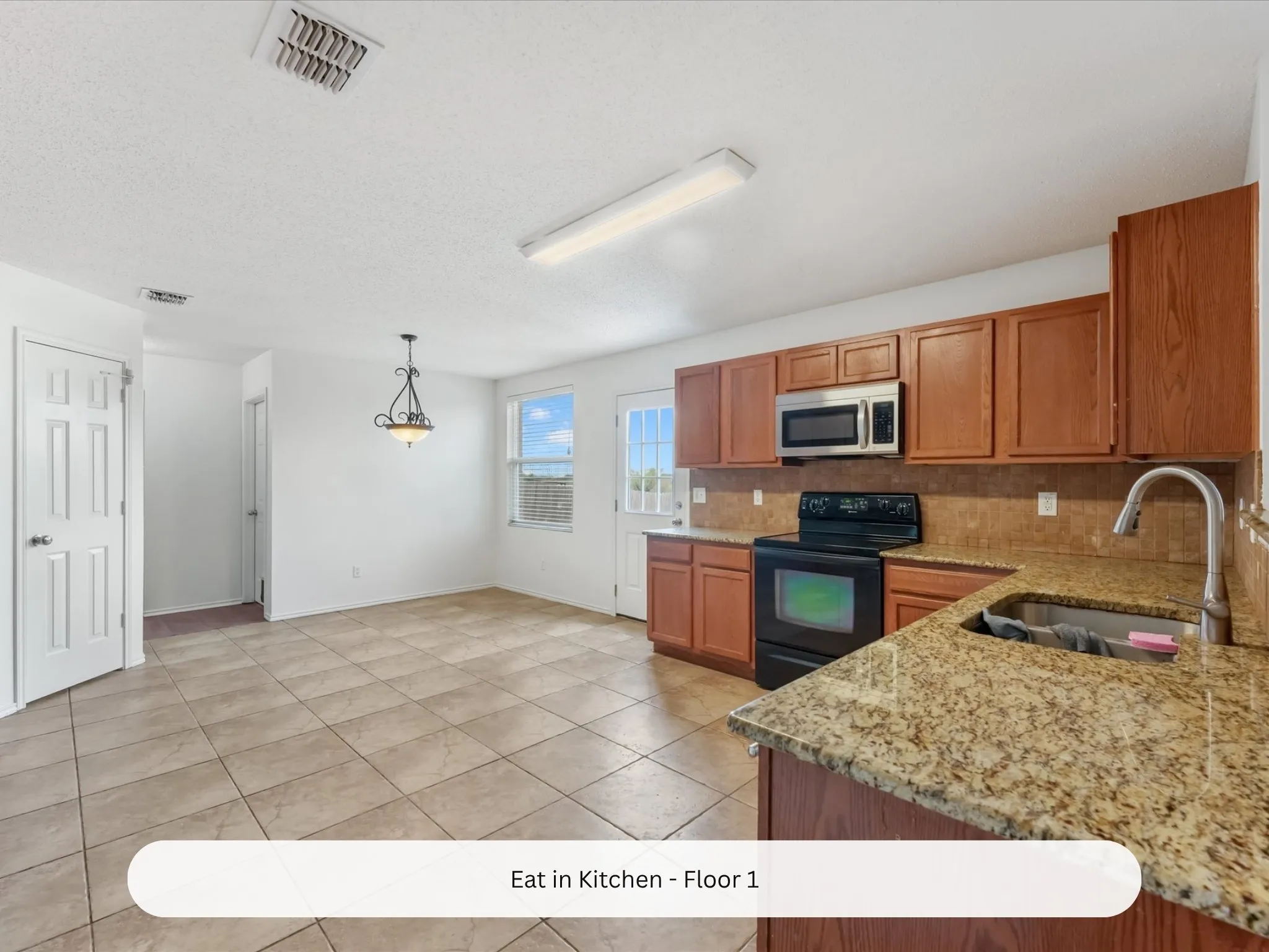 Single Family Residence For Sale in Collin County , 715 Odenville Drive, Wylie, Texas 75098, 5 Bedroom, 3 Bathroom, 2 Garage spaces, 2,756 Sqft, built in 2005, mls#21371011, Real Estate Agent in Wylie, Homes For Sale in Collin county, Homes For Sale in Wylie, Realtor in Wylie Texas, Real Estate Brokerage Independent Realty Texas, Luminita Cordes Realtor
