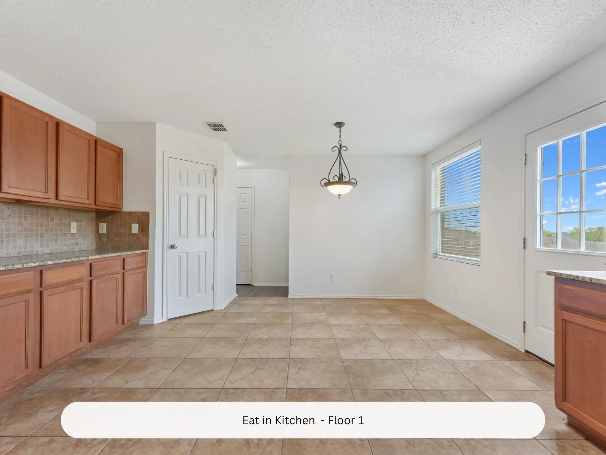 Single Family Residence For Sale in Collin County , 715 Odenville Drive, Wylie, Texas 75098, 5 Bedroom, 3 Bathroom, 2 Garage spaces, 2,756 Sqft, built in 2005, mls#21371011, Real Estate Agent in Wylie, Homes For Sale in Collin county, Homes For Sale in Wylie, Realtor in Wylie Texas, Real Estate Brokerage Independent Realty Texas, Luminita Cordes Realtor