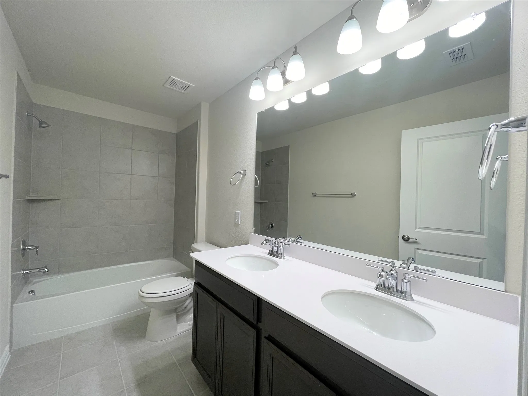 Single Family Residence For Rent in Collin County , 900 Penny Street, Anna, Texas 75409, 5 Bedroom, 4 Bathroom, 2 Garage spaces, 3,071 Sqft, built in 2022, mls#21370207, Real Estate Agent in Anna, Homes For Rent in Collin county, Homes For Rent in Anna, Realtor in Anna Texas, Real Estate Brokerage Independent Realty Texas, Luminita Cordes Realtor