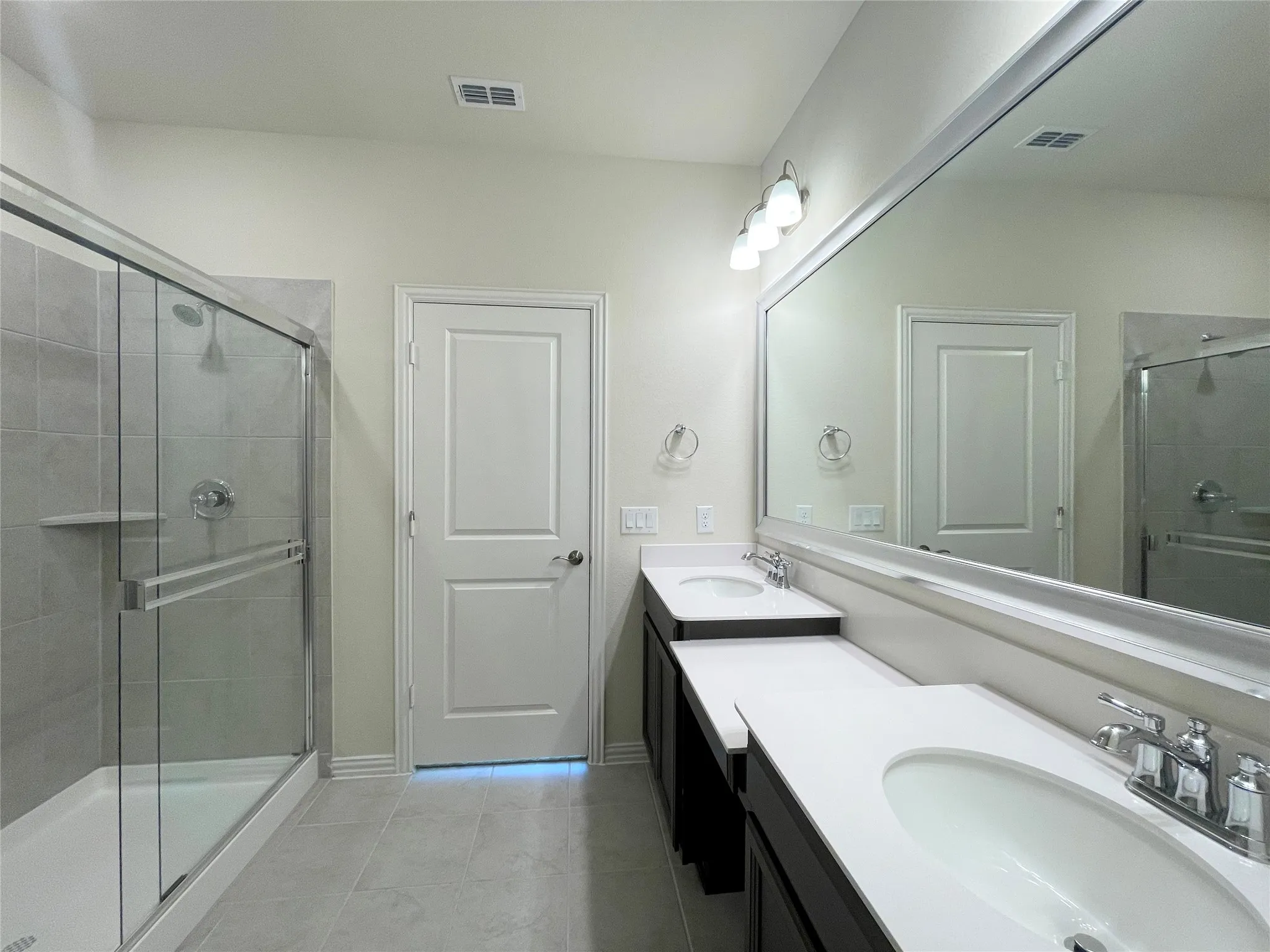 Single Family Residence For Rent in Collin County , 900 Penny Street, Anna, Texas 75409, 5 Bedroom, 4 Bathroom, 2 Garage spaces, 3,071 Sqft, built in 2022, mls#21370207, Real Estate Agent in Anna, Homes For Rent in Collin county, Homes For Rent in Anna, Realtor in Anna Texas, Real Estate Brokerage Independent Realty Texas, Luminita Cordes Realtor