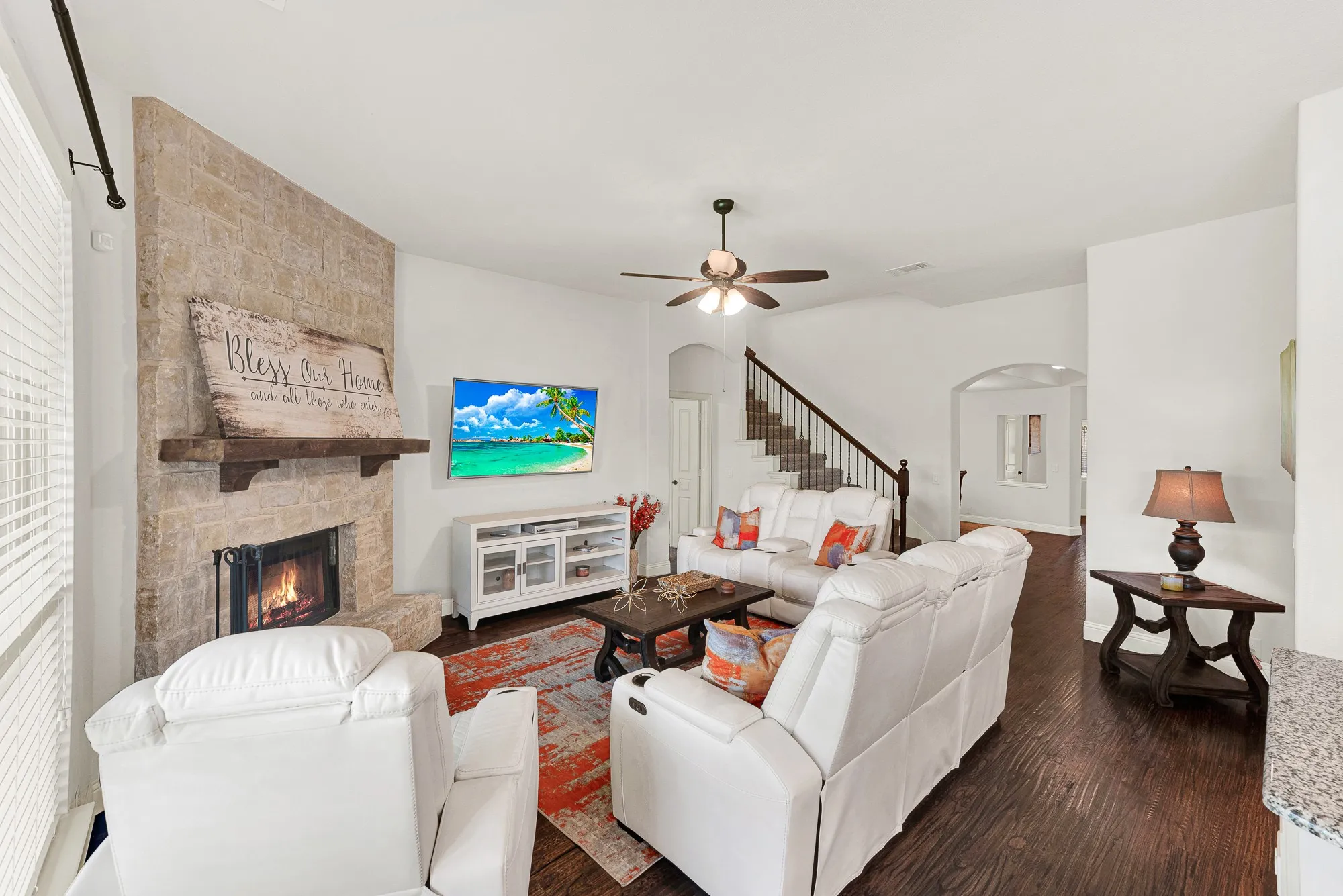 Single Family Residence For Sale in Dallas County , 6300 Sudbury Lane, Mesquite, Texas 75181, 4 Bedroom, 3 Bathroom, 3 Garage spaces, 3,250 Sqft, built in 2018, mls#21371278, Real Estate Agent in Mesquite, Homes For Sale in Dallas county, Homes For Sale in Mesquite, Realtor in Mesquite Texas, Real Estate Brokerage Independent Realty Texas, Luminita Cordes Realtor