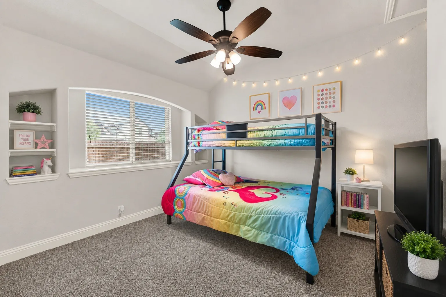 Single Family Residence For Sale in Dallas County , 6300 Sudbury Lane, Mesquite, Texas 75181, 4 Bedroom, 3 Bathroom, 3 Garage spaces, 3,250 Sqft, built in 2018, mls#21371278, Real Estate Agent in Mesquite, Homes For Sale in Dallas county, Homes For Sale in Mesquite, Realtor in Mesquite Texas, Real Estate Brokerage Independent Realty Texas, Luminita Cordes Realtor